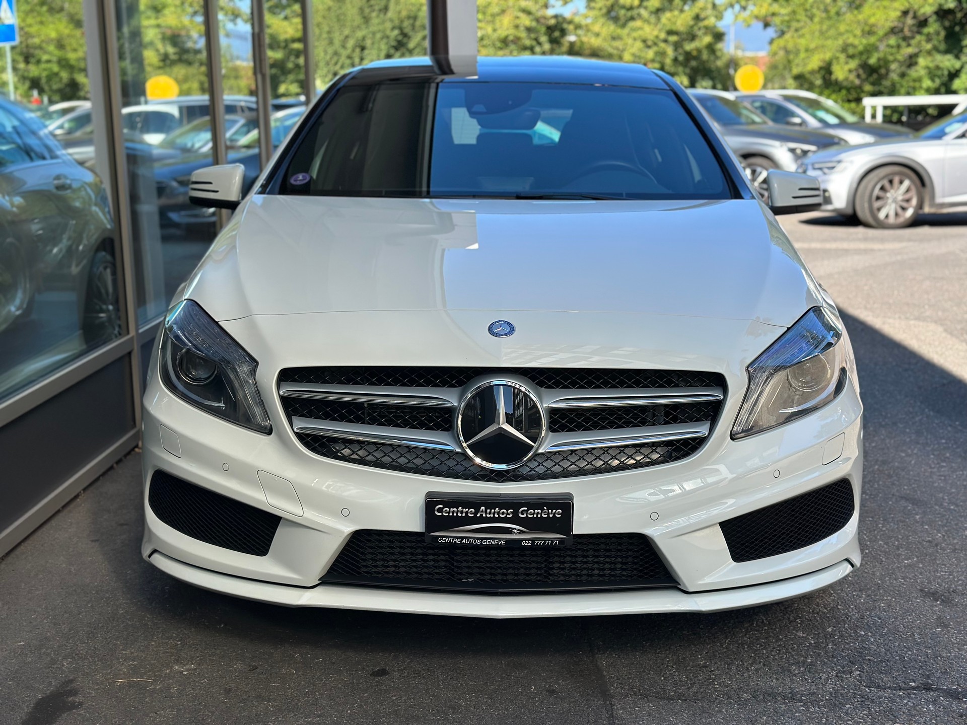 MERCEDES-BENZ A 250 AMG Line 4Matic 7G-DCT-image-0