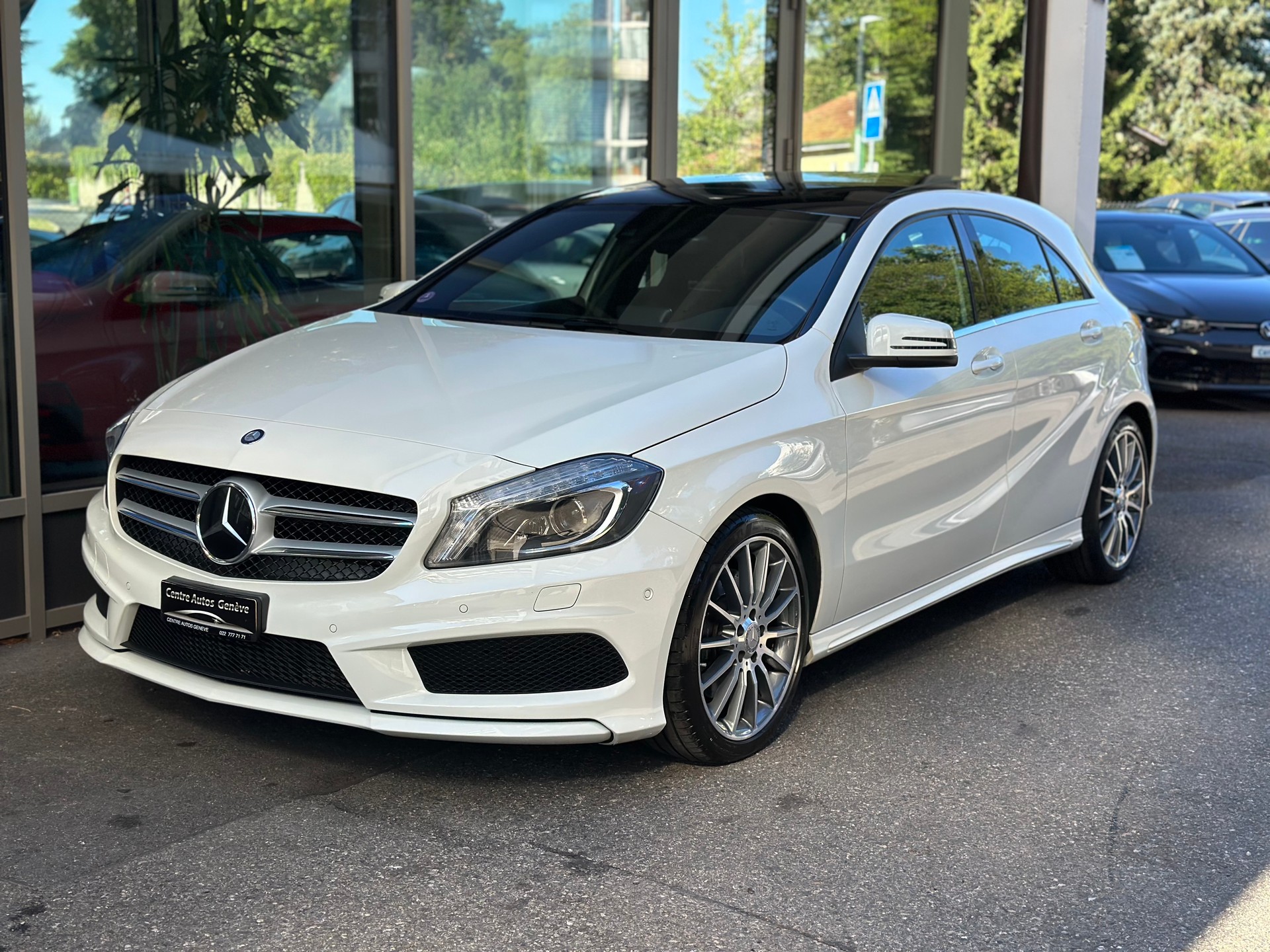 MERCEDES-BENZ A 250 AMG Line 4Matic 7G-DCT-image-1