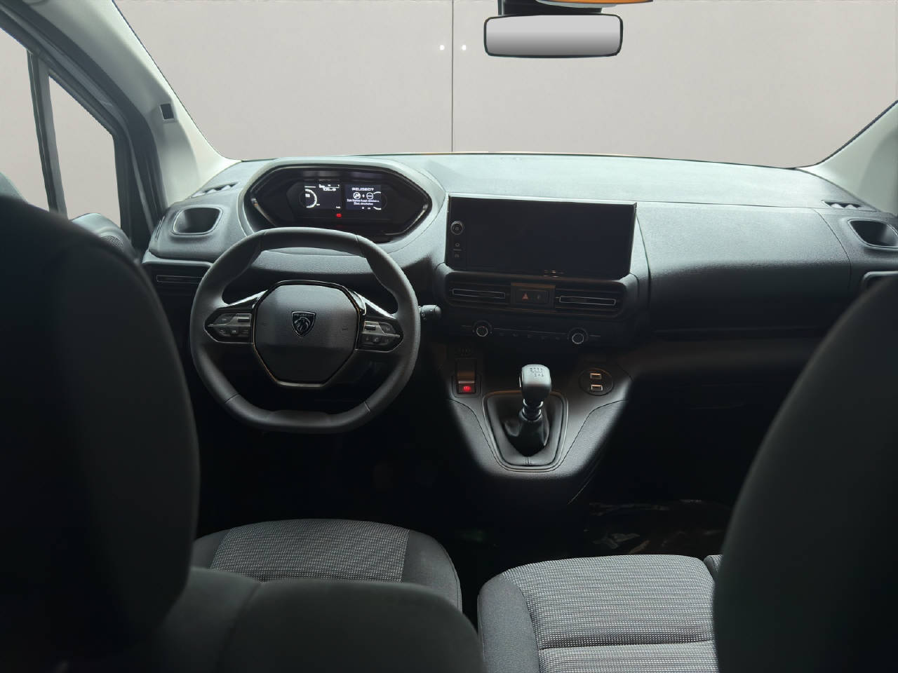 PEUGEOT Partner Kaw. 650 Standard 1.2-image-4