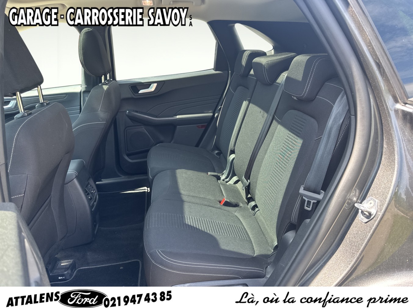 FORD Kuga 2.5 FHEV Active 4WD-image-10