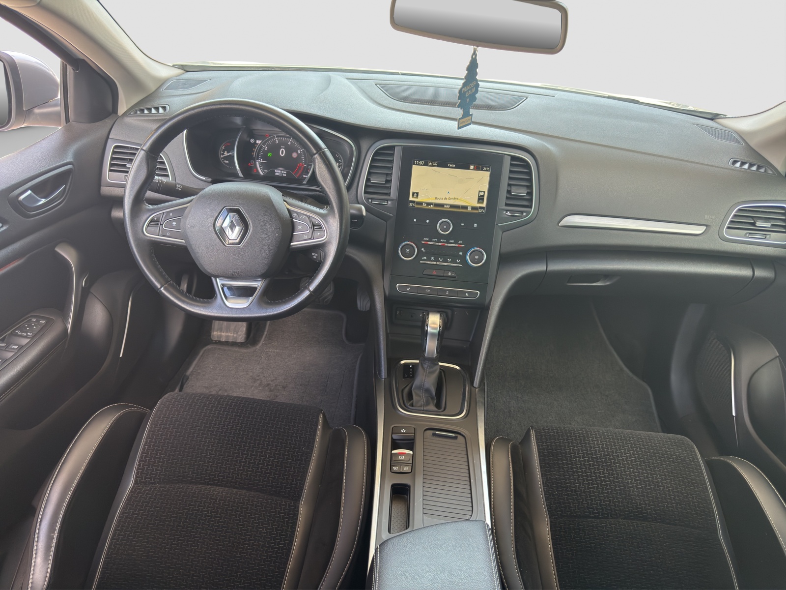 RENAULT Mégane 1.3 16V Turbo GT Line EDC-image-14