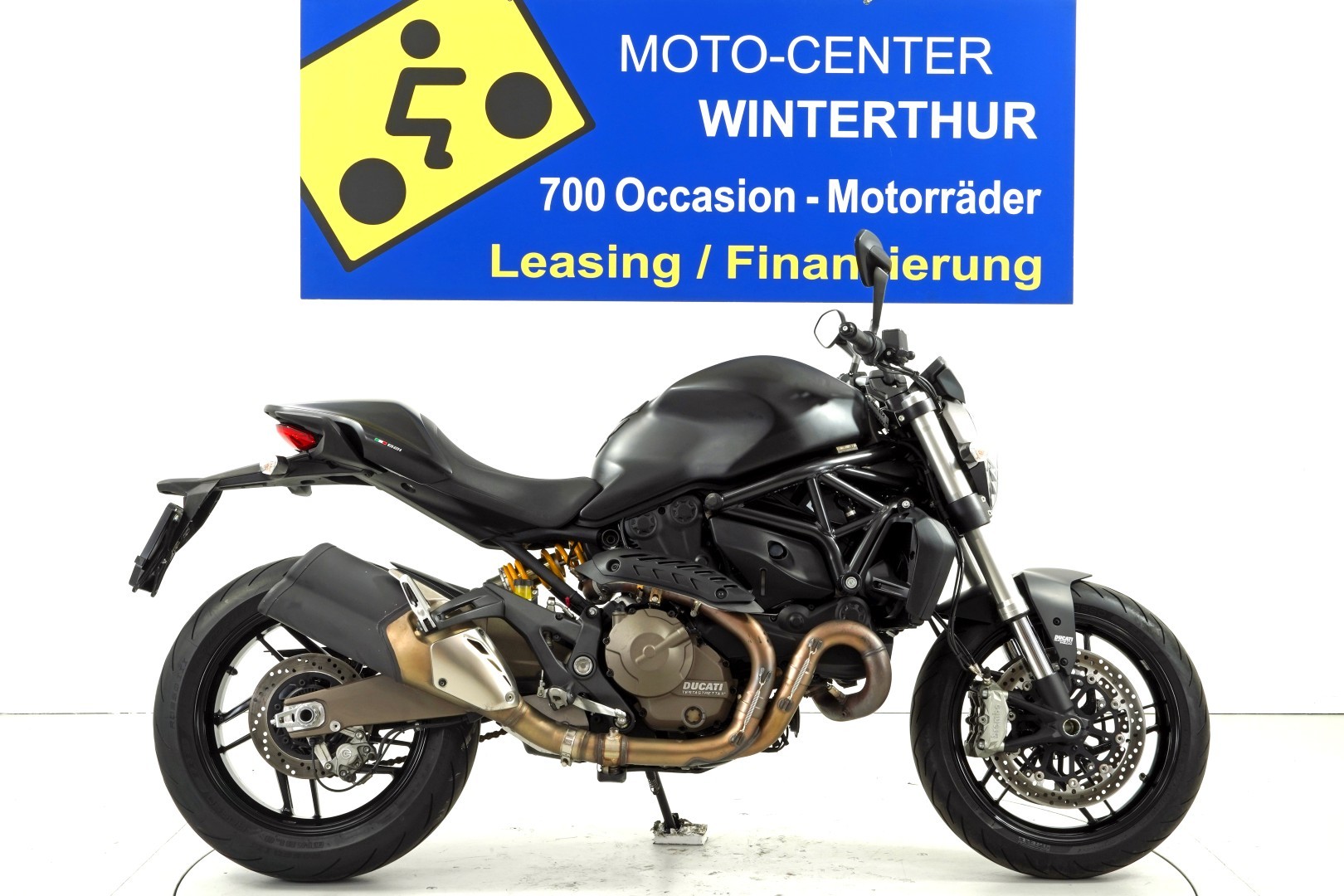 DUCATI Monster 821 ABS