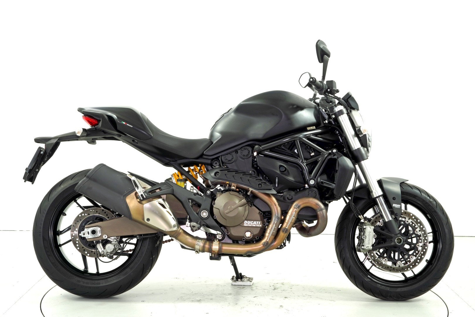DUCATI Monster 821 ABS-showroom-element-3
