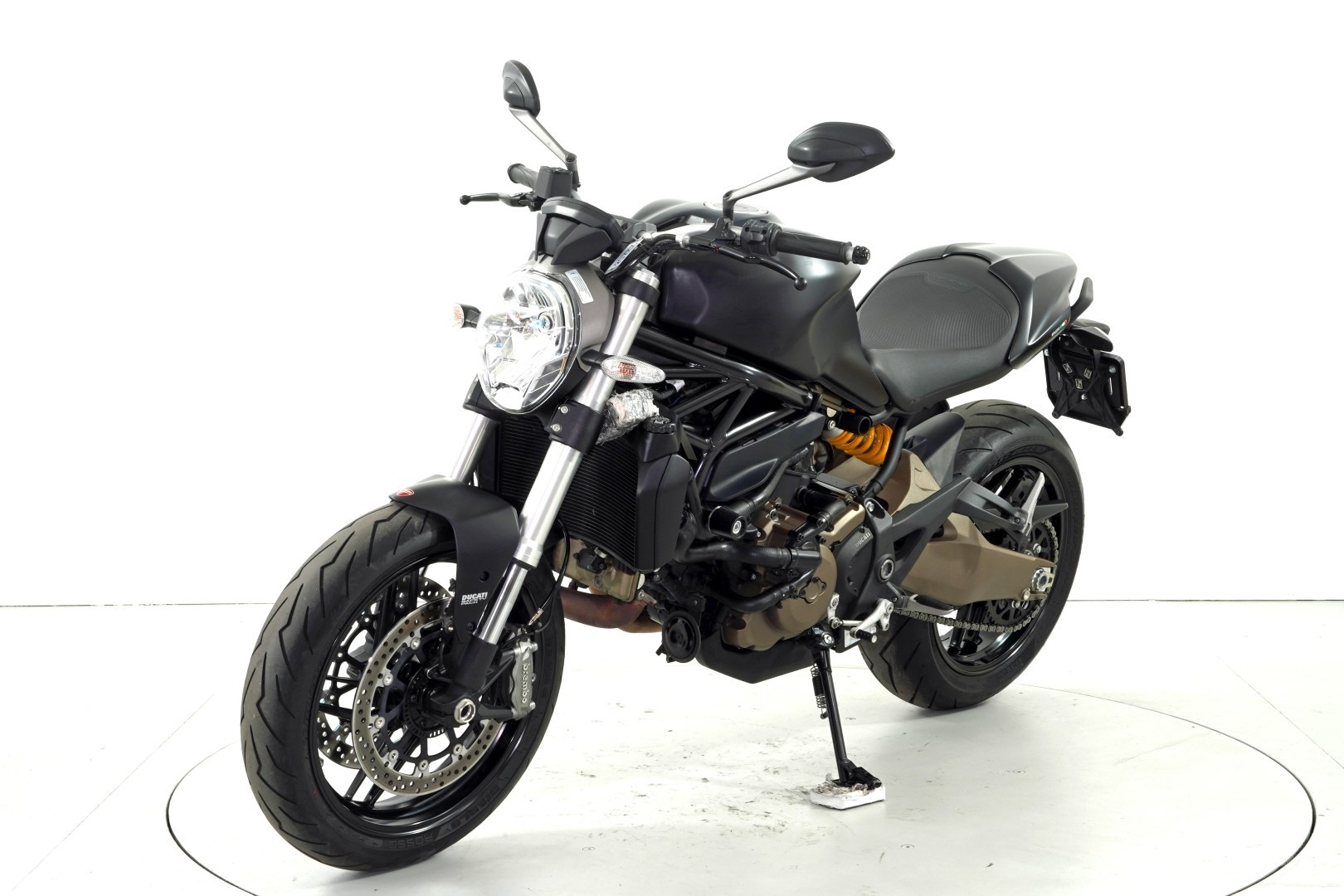 DUCATI Monster 821 ABS-showroom-element-2