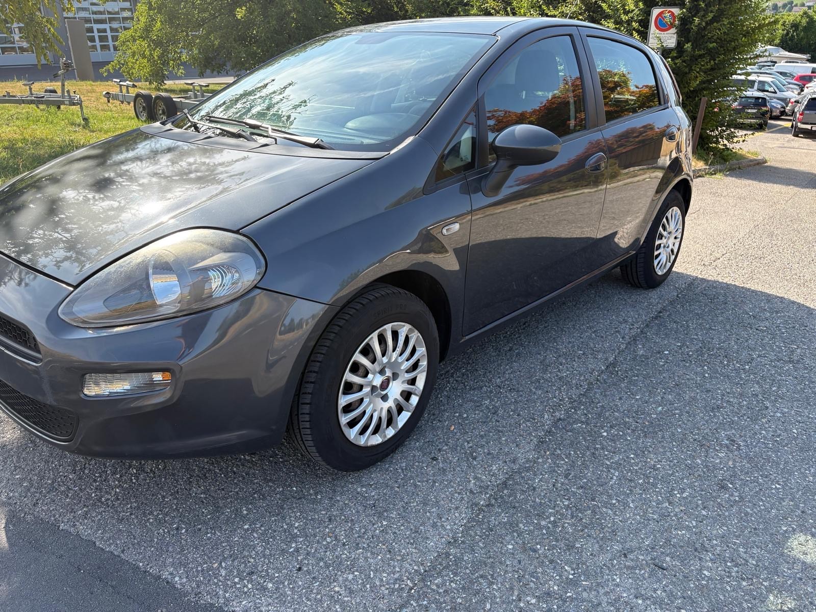 FIAT Punto 1.4 Pop Star-image-4