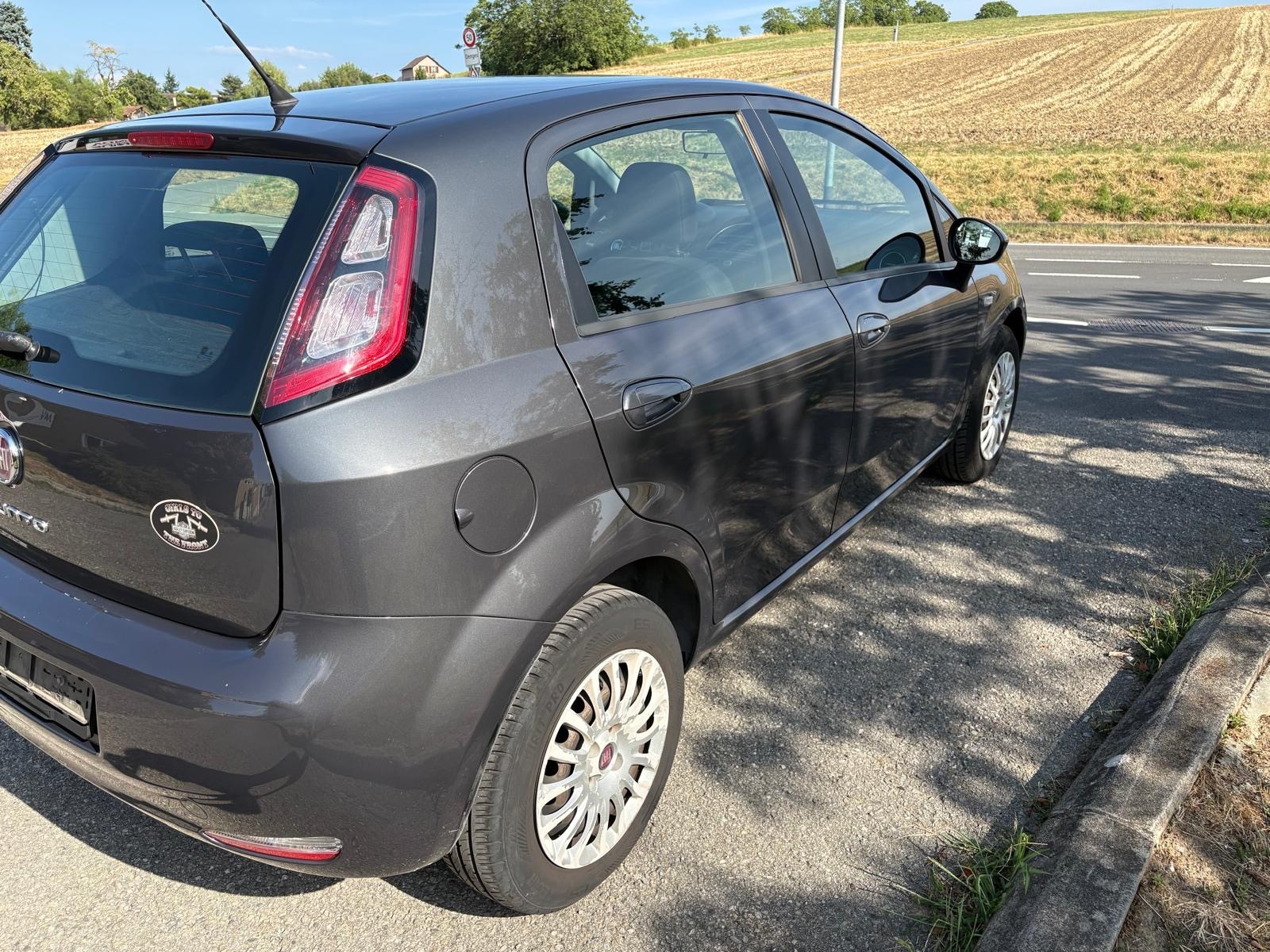 FIAT Punto 1.4 Pop Star-image-2