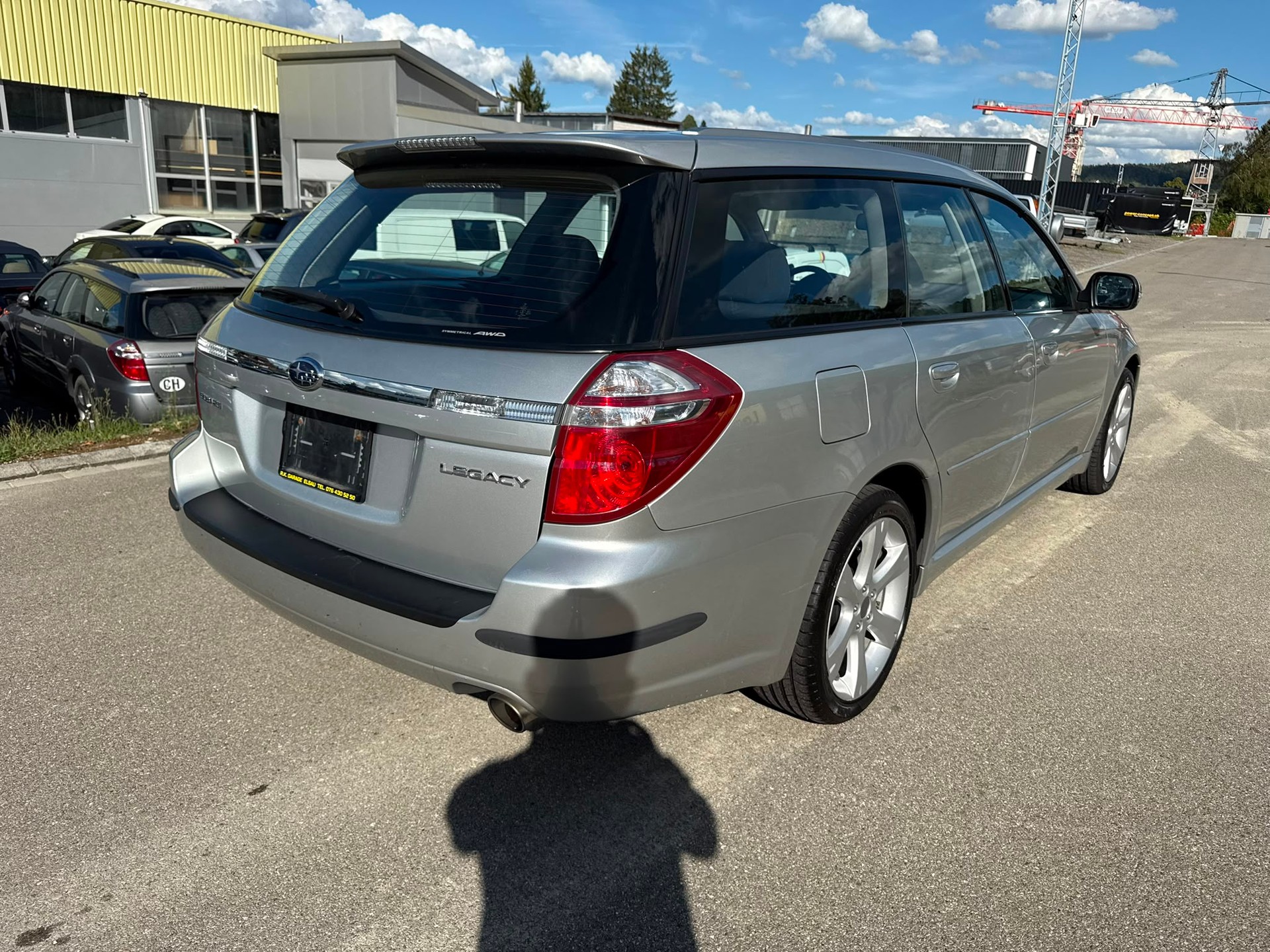 SUBARU Legacy 2.0R AWD Swiss-image-4