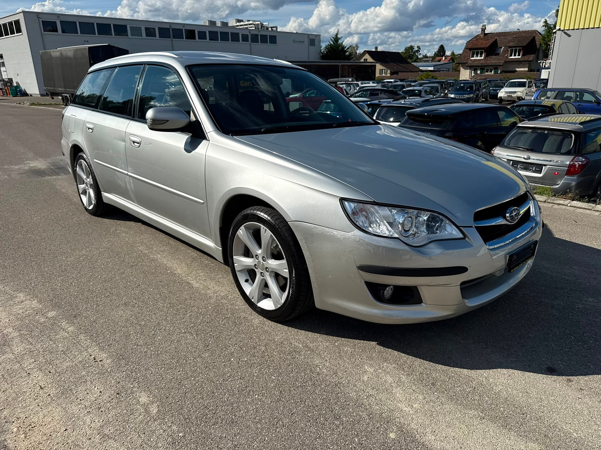 SUBARU Legacy 2.0R AWD Swiss-image-3