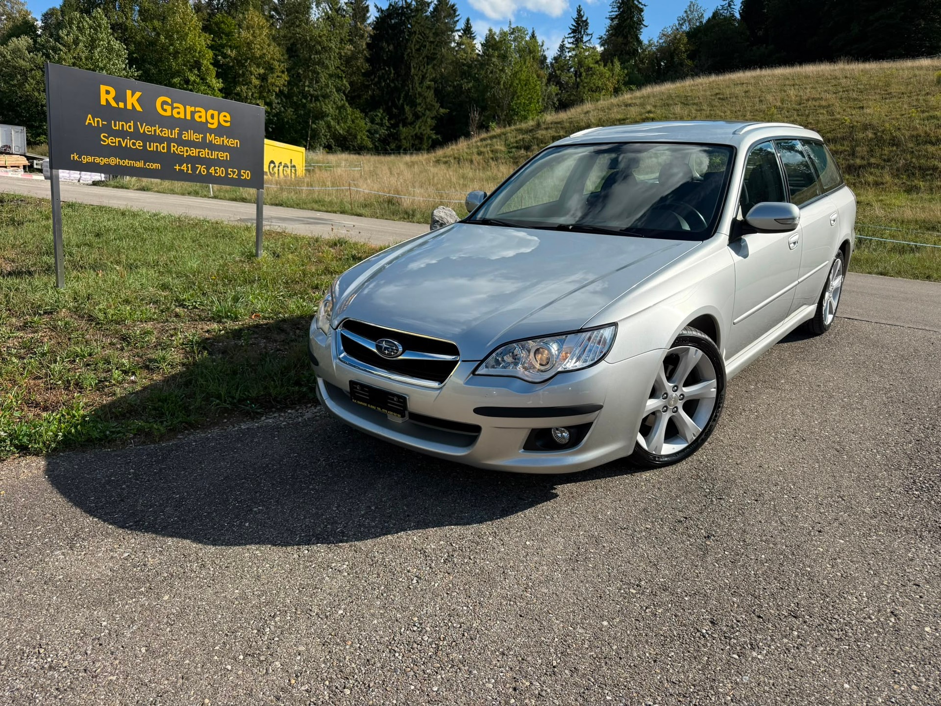 SUBARU Legacy 2.0R AWD Swiss-image-0