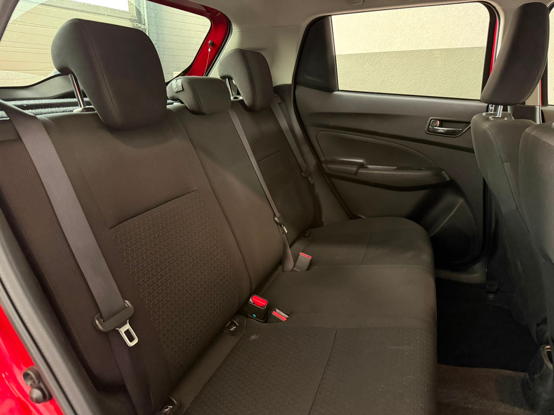 SUZUKI Swift 1.2 Compact Top Hybrid CVT-image-11