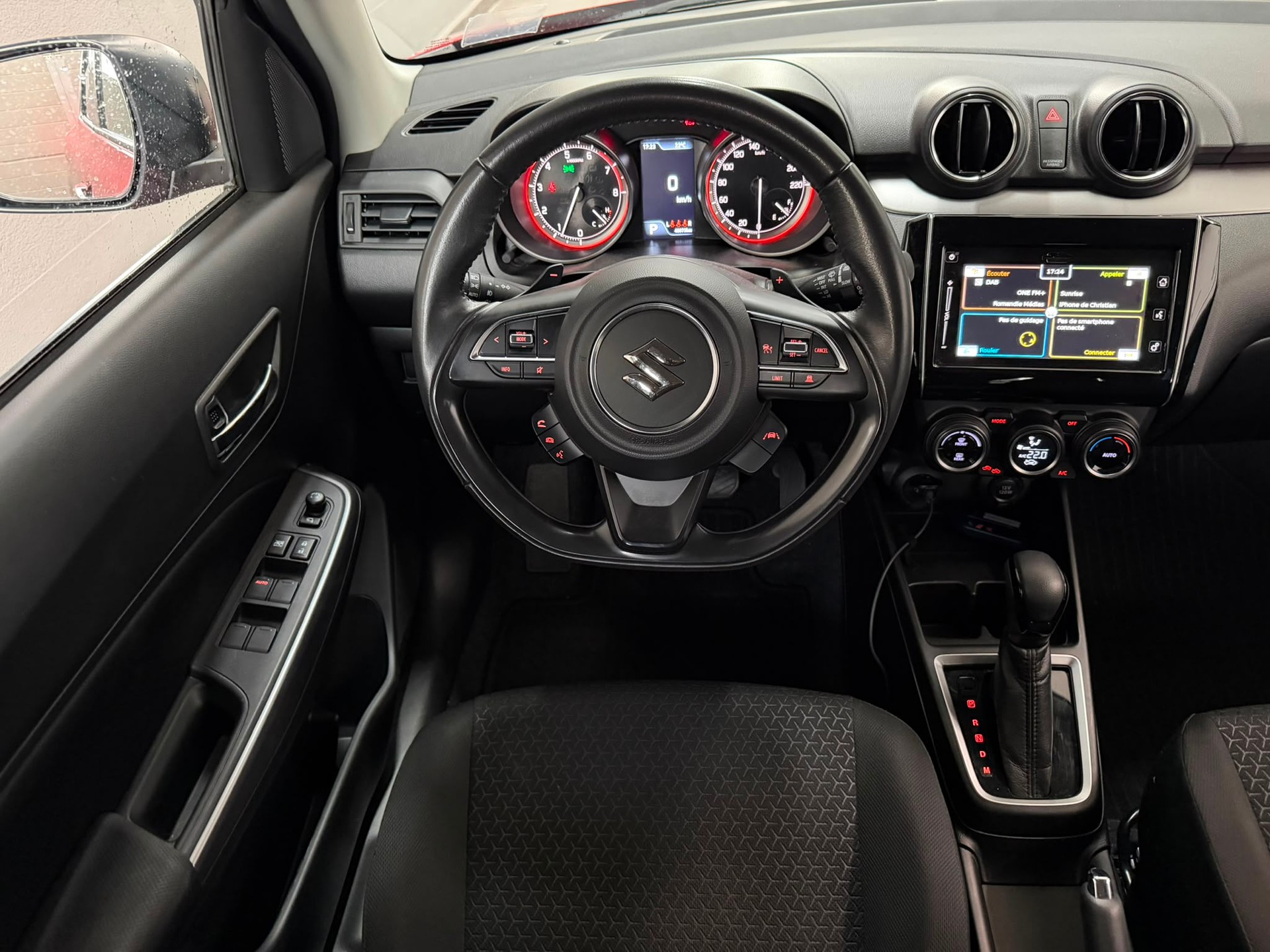 SUZUKI Swift 1.2 Compact Top Hybrid CVT-image-14
