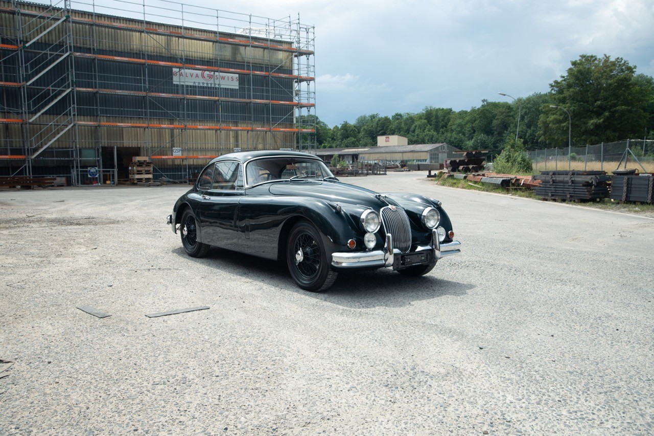 JAGUAR Coupé-image-0