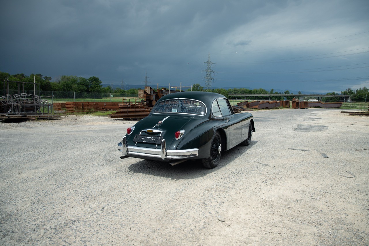 JAGUAR Coupé-image-2