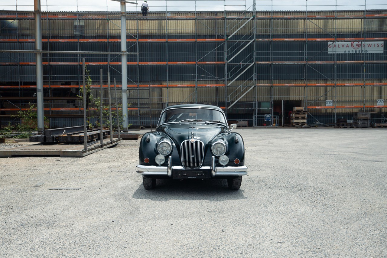 JAGUAR Coupé-image-7