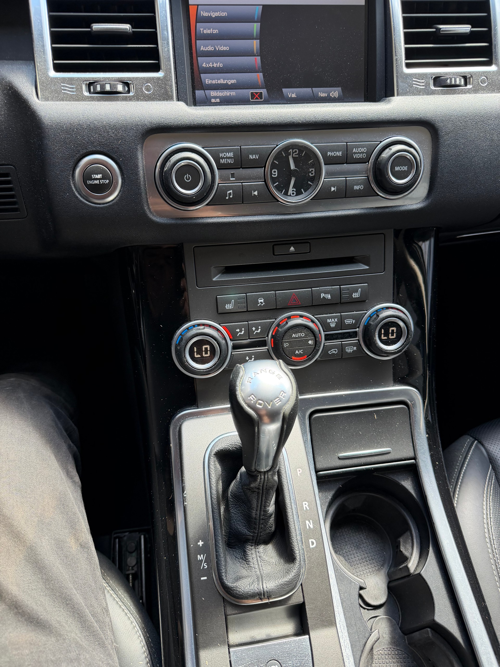 LAND ROVER Range Rover Sport 3.6 Td8 HSE Automatic-image-11