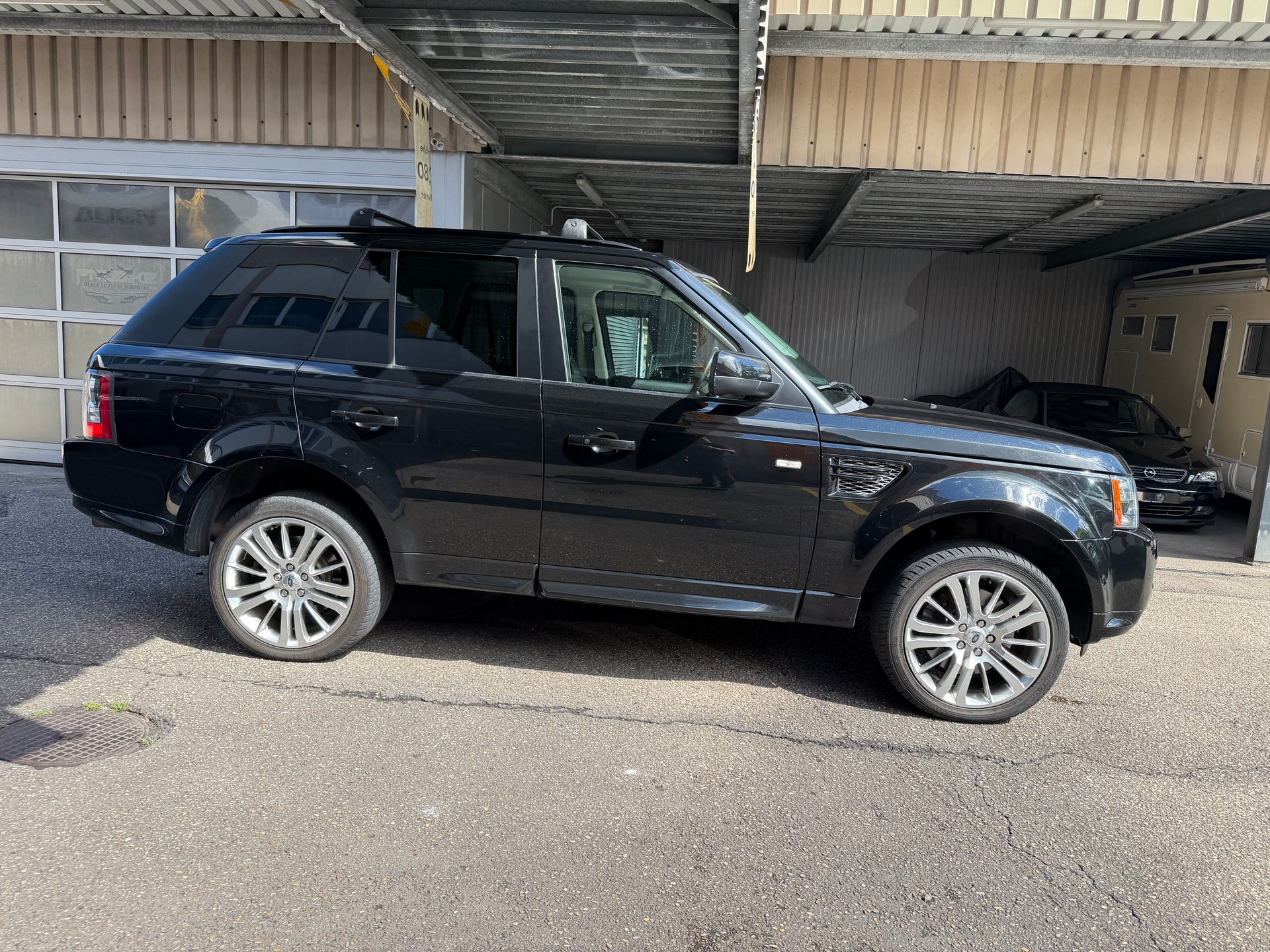 LAND ROVER Range Rover Sport 3.6 Td8 HSE Automatic-image-2