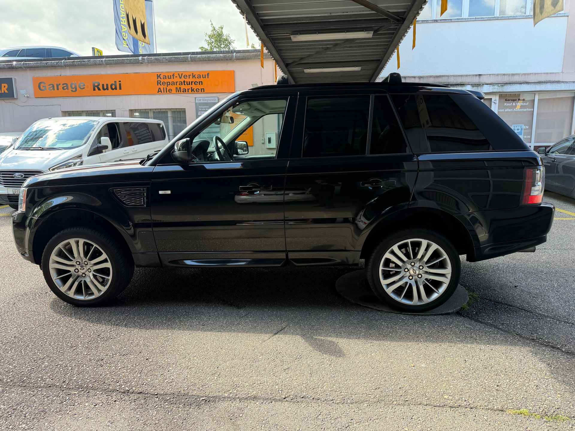 LAND ROVER Range Rover Sport 3.6 Td8 HSE Automatic-image-7
