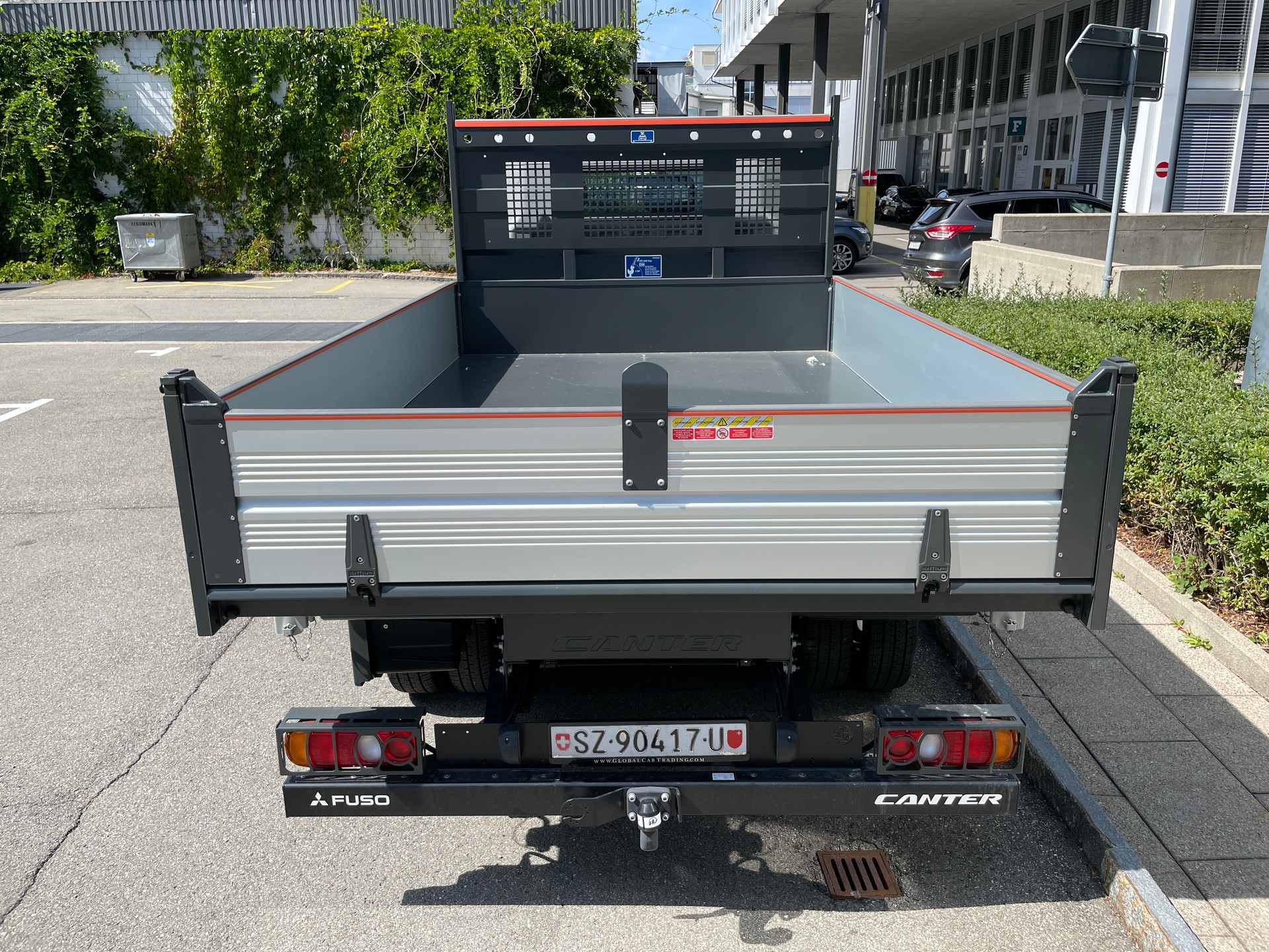 MITSUBISHI 3C15 Dreiseitenkipper AHK-image-10