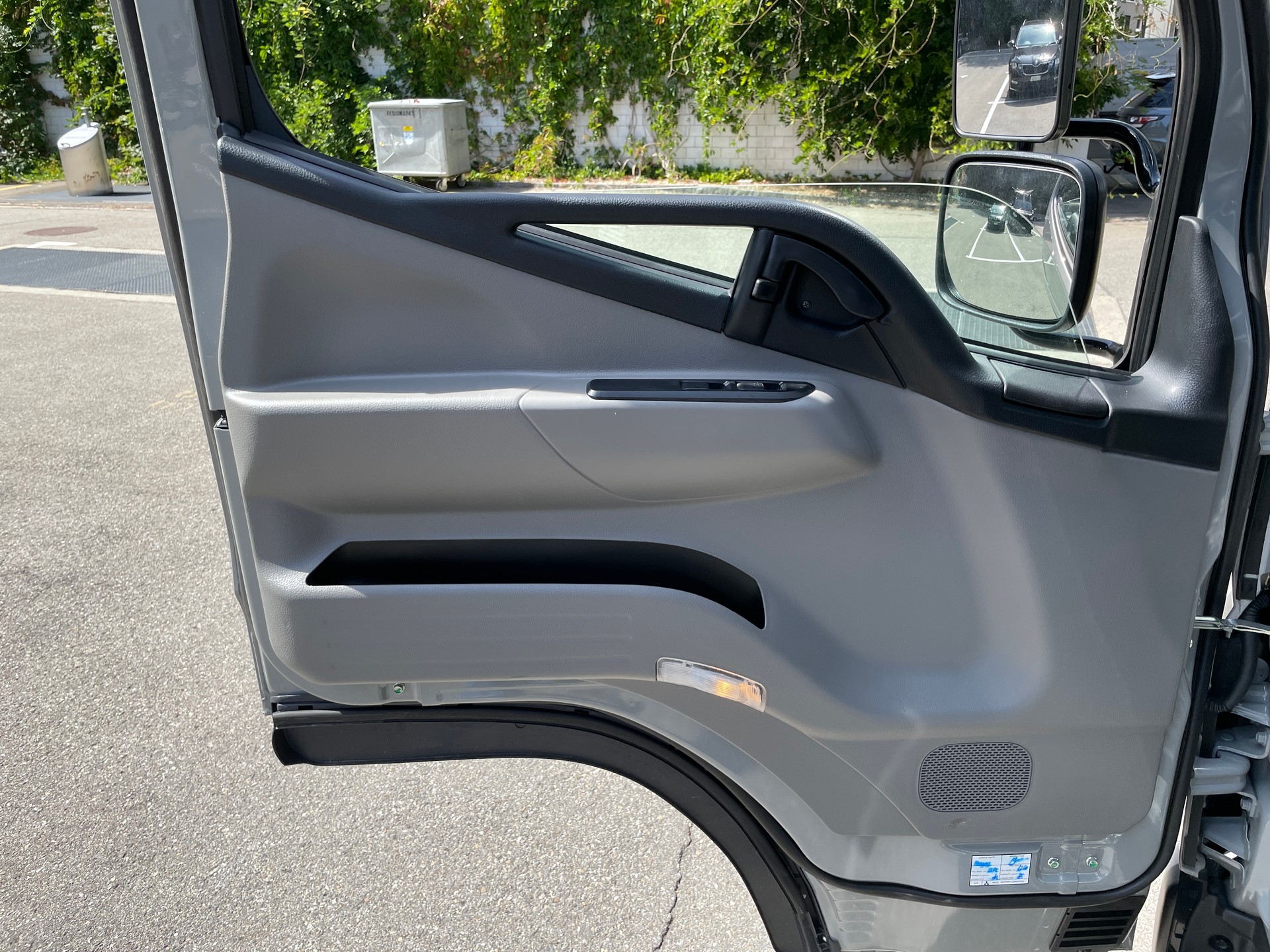 MITSUBISHI 3C15 Dreiseitenkipper AHK-image-18
