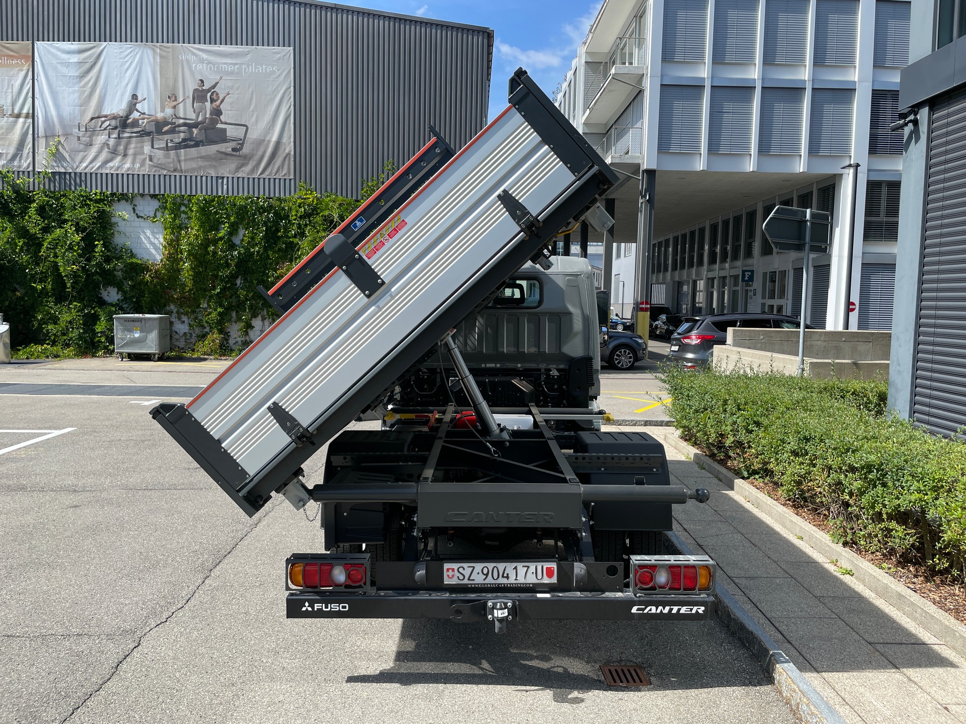 MITSUBISHI 3C15 Dreiseitenkipper AHK-image-5