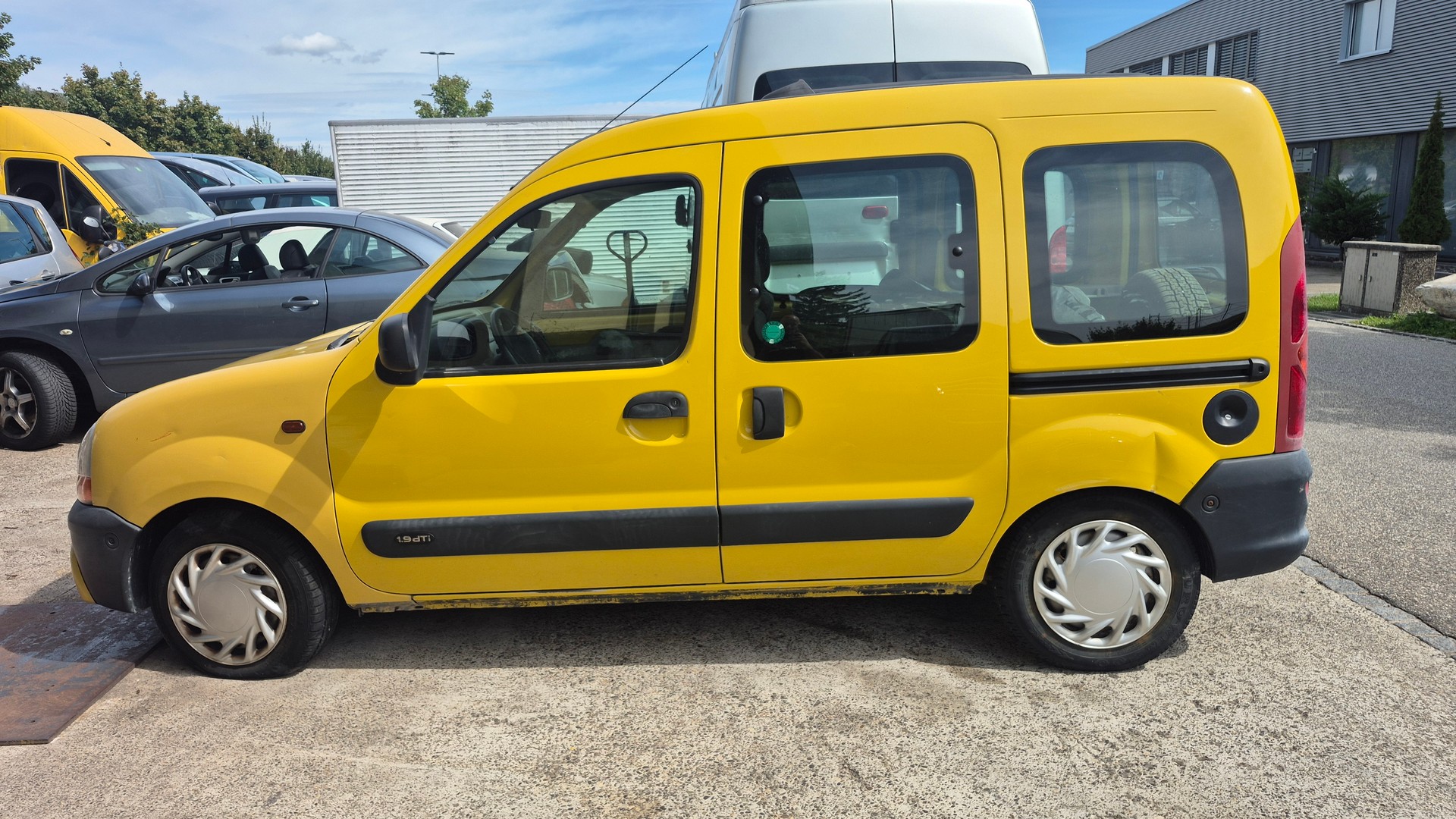 RENAULT Kangoo 1.9 dTi Alizé-image-3