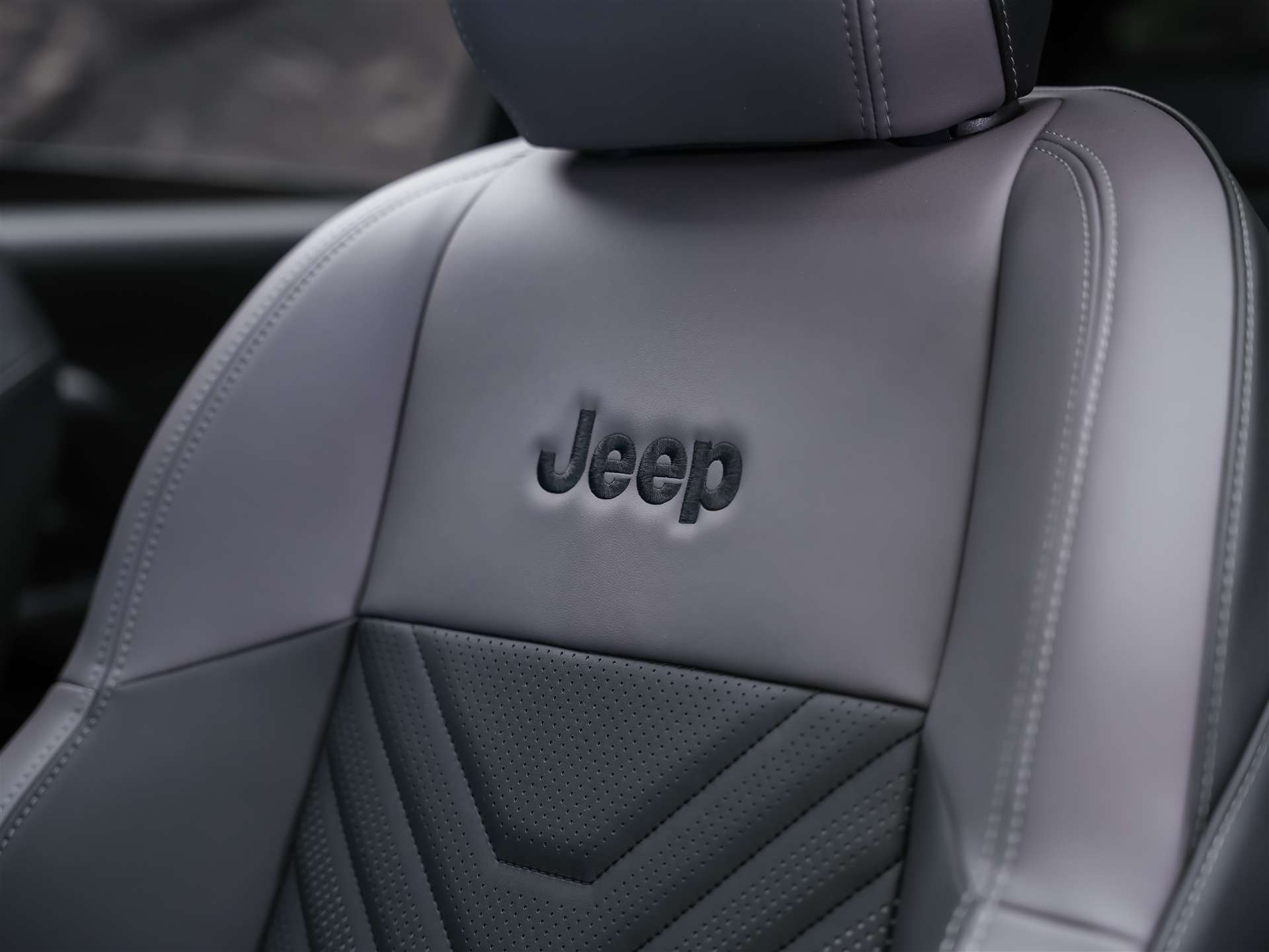 JEEP Compass 1.6 T PHEV Summit Premium Sky *SOFORT Verfügbar*Werksgarantie*Massage*Matrix-LED*Sitzbelüftung*-image-10