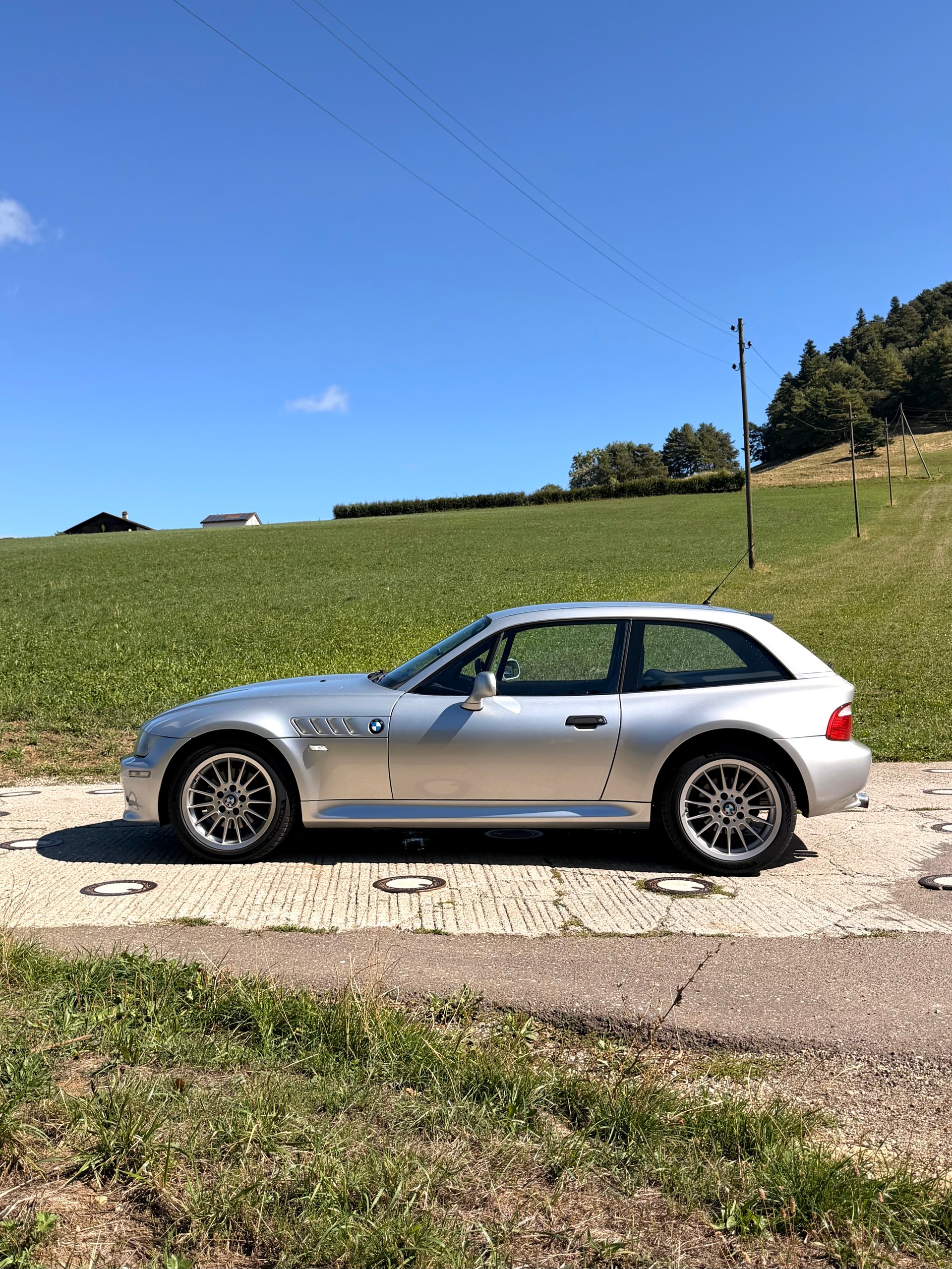 BMW 3.0-image-2
