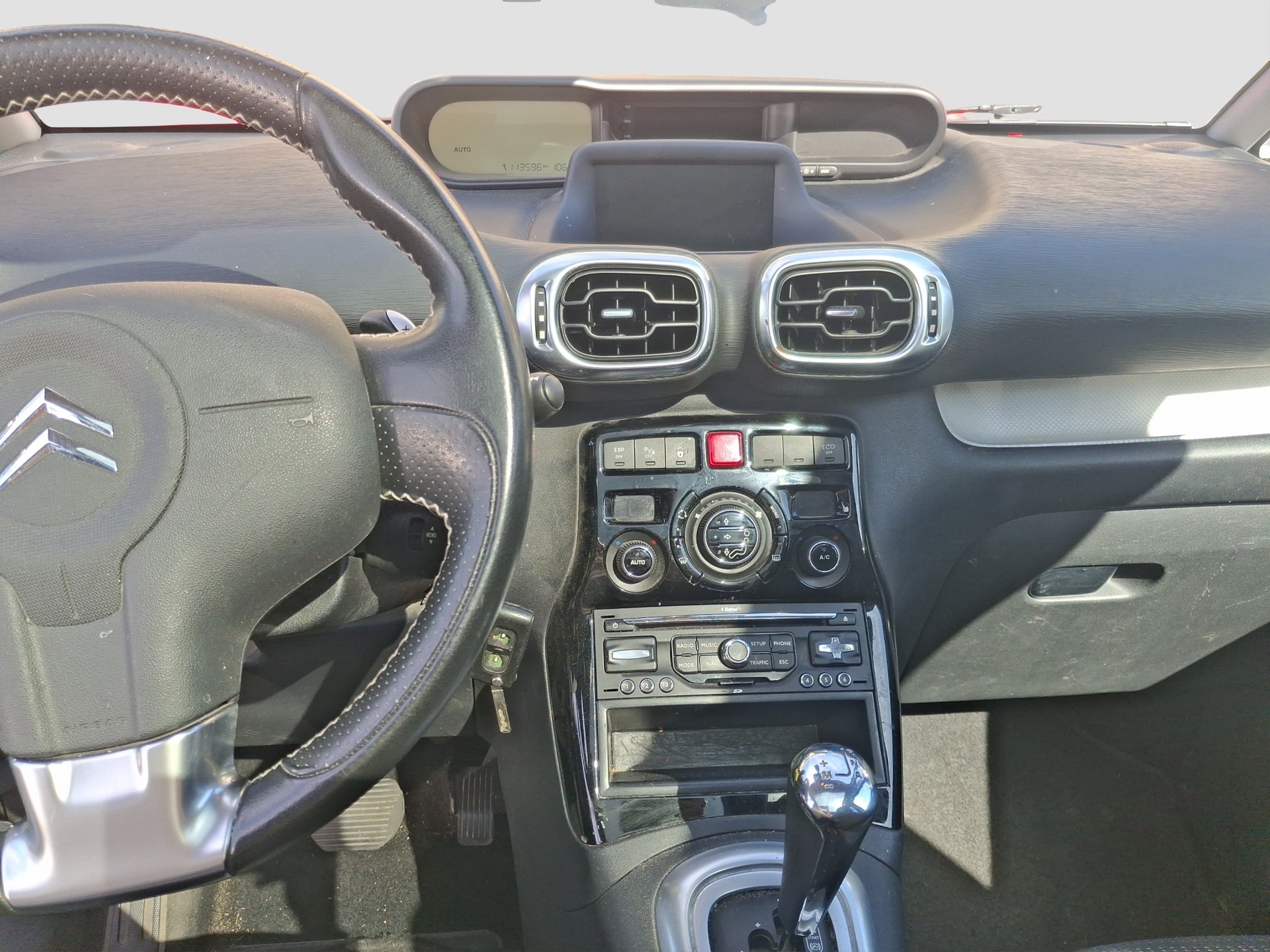 CITROEN C3 Picasso 1.6 HDi Swiss Style EGS6-image-7