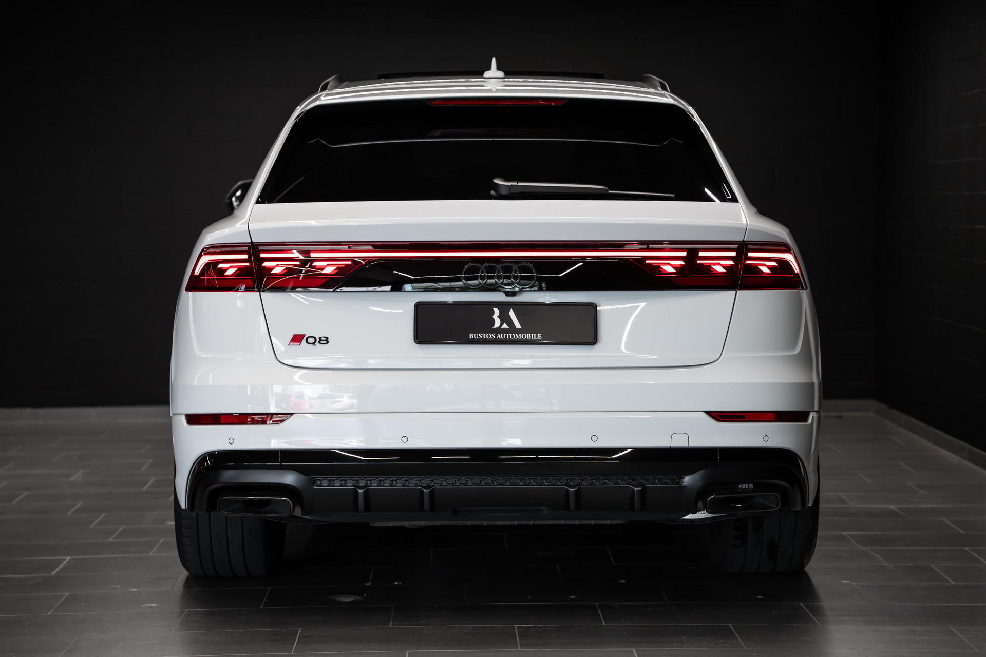 AUDI Q8 SUV 50 TDI quattro tiptronic / Gratis Service / Werksgarantie / Vollausstattung-image-11