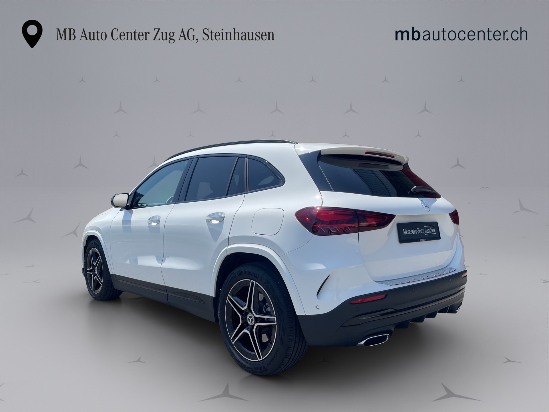 MERCEDES-BENZ GLA 250 AMG Line 4matic-image-3