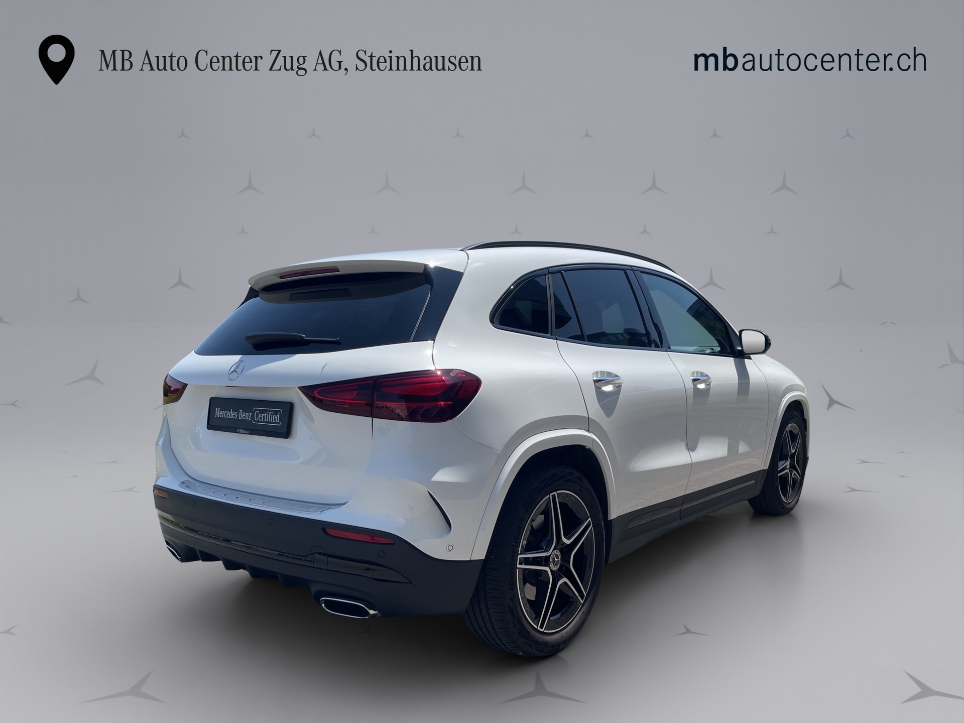 MERCEDES-BENZ GLA 250 AMG Line 4matic-image-5