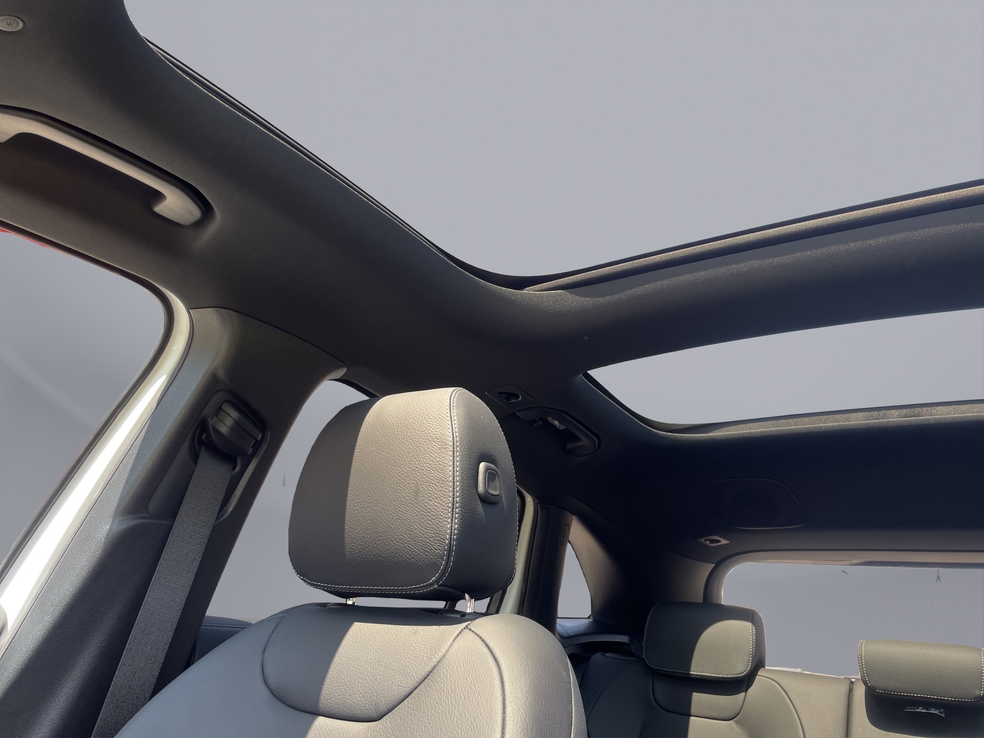 MERCEDES-BENZ GLA 250 AMG Line 4matic-image-19
