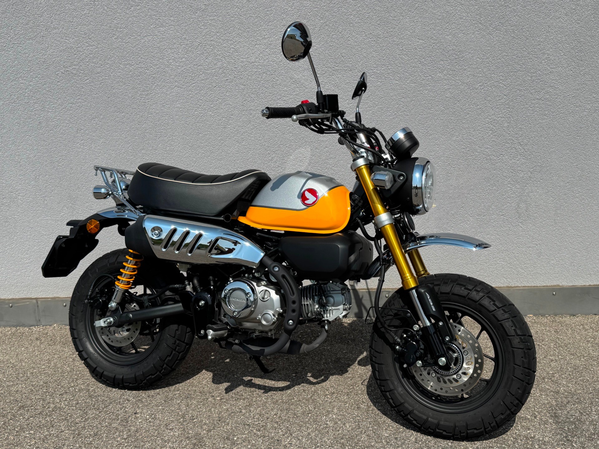 HONDA Z 125 Monkey-showroom-element-2