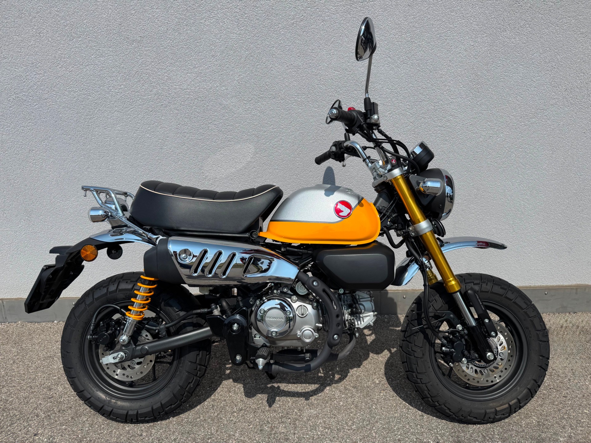 HONDA Z 125 Monkey-showroom-element-1