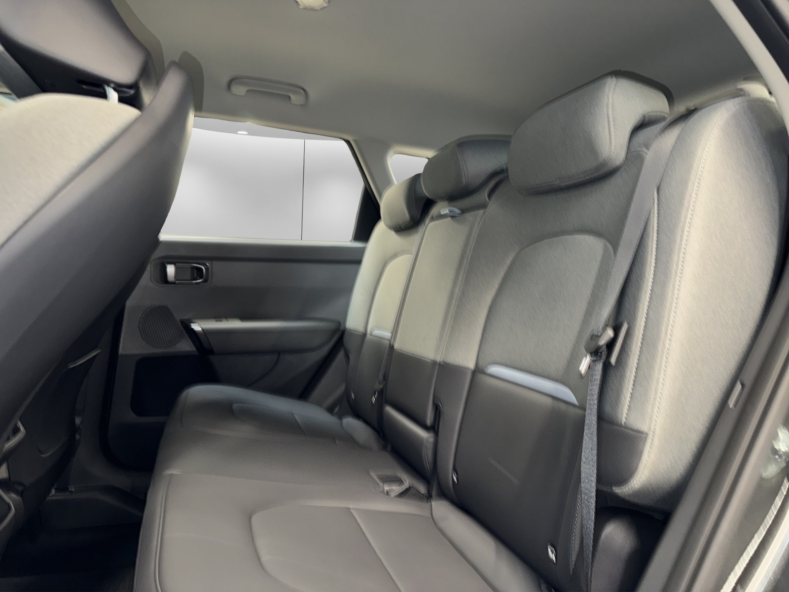 KIA Seltos 1.6 T-GDi Style-image-11