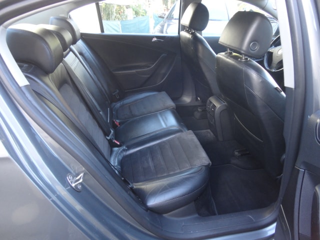 VW Passat 2.0 TDI Highline-image-5