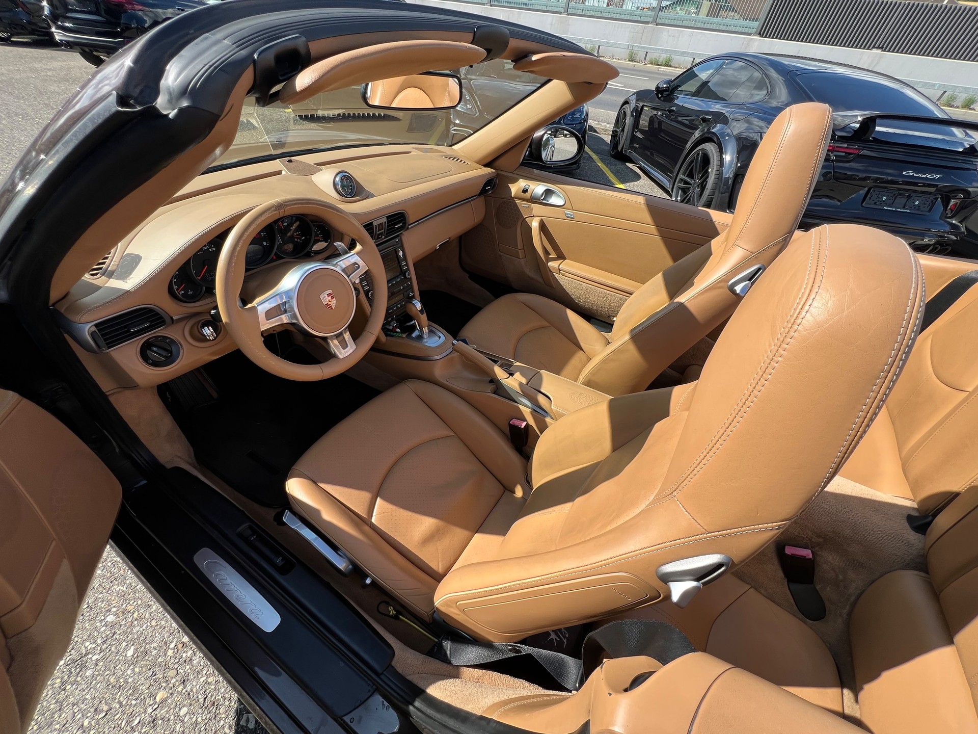 PORSCHE Porsche 911 Carrera Cabriolet (997 II)-image-11