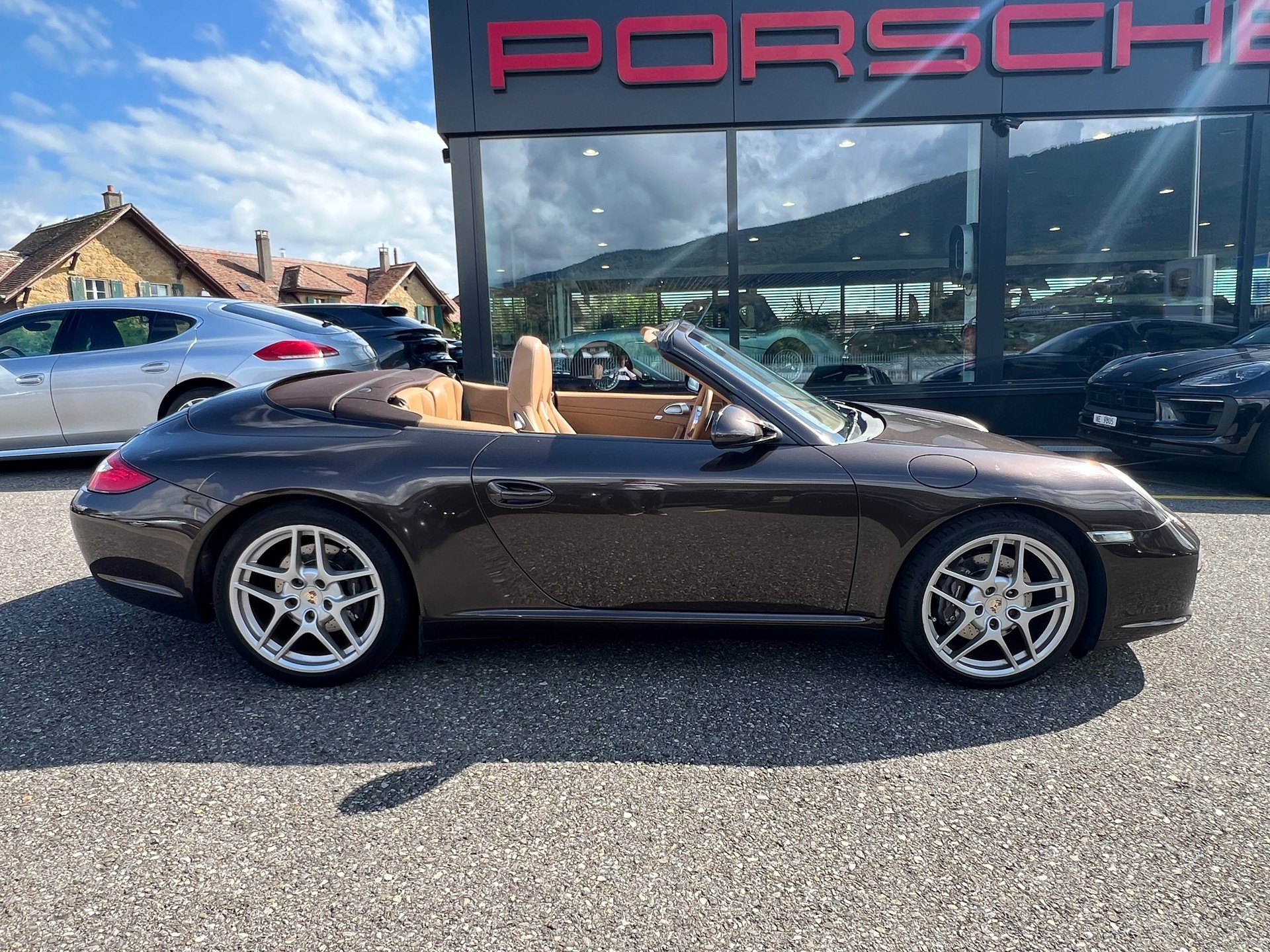 PORSCHE Porsche 911 Carrera Cabriolet (997 II)-image-1