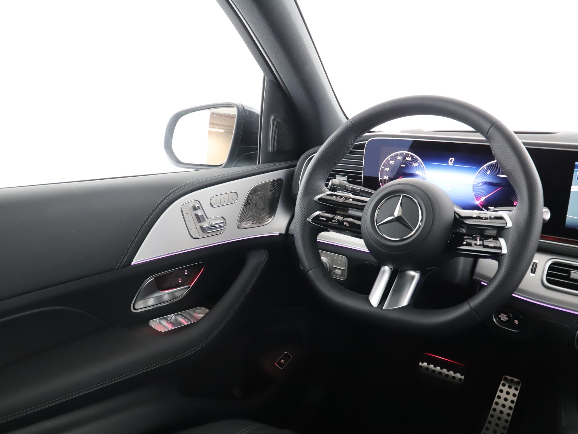 MERCEDES-BENZ GLE 300 d 4Matic-image-14