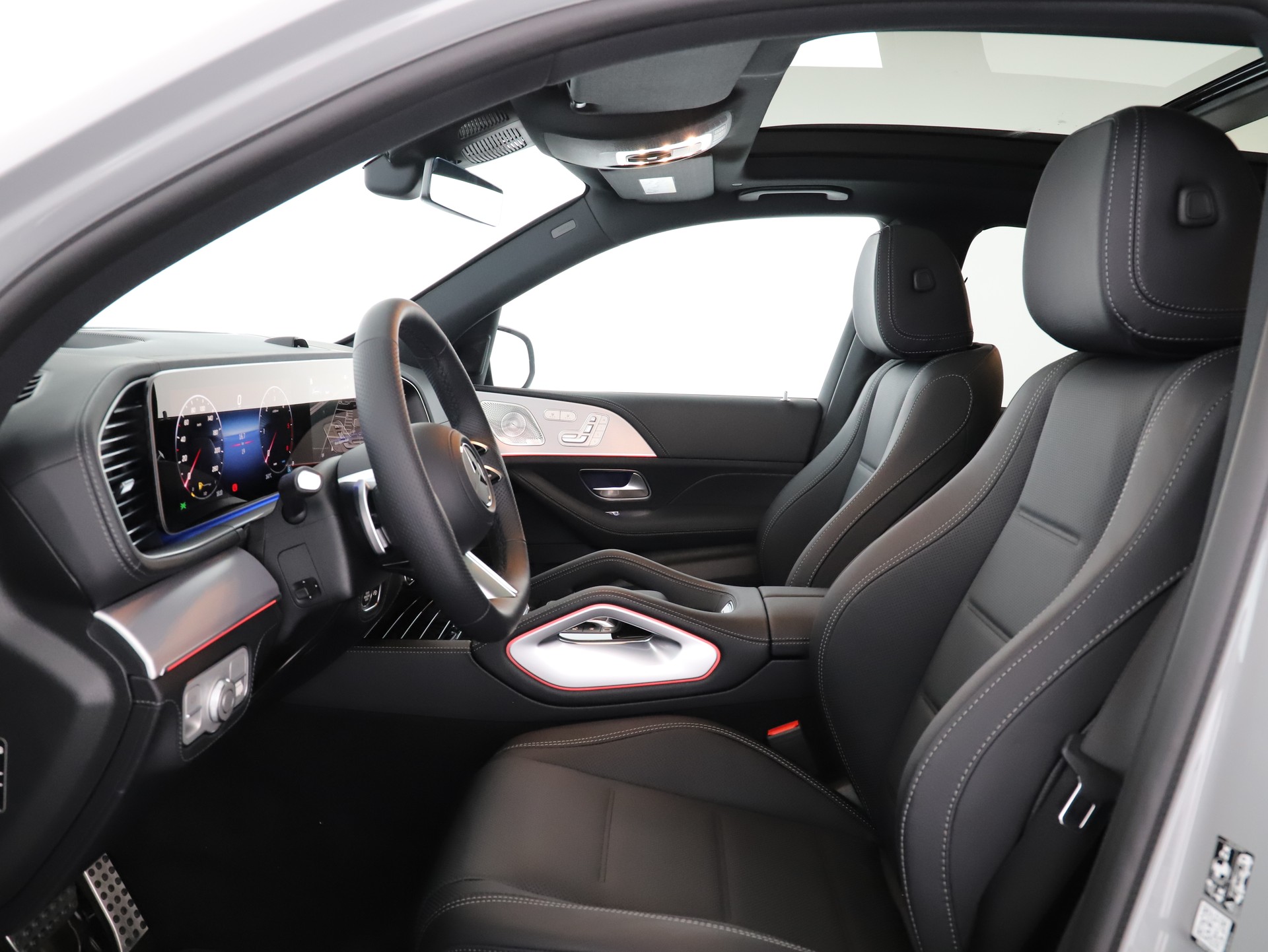 MERCEDES-BENZ GLE 300 d 4Matic-image-9