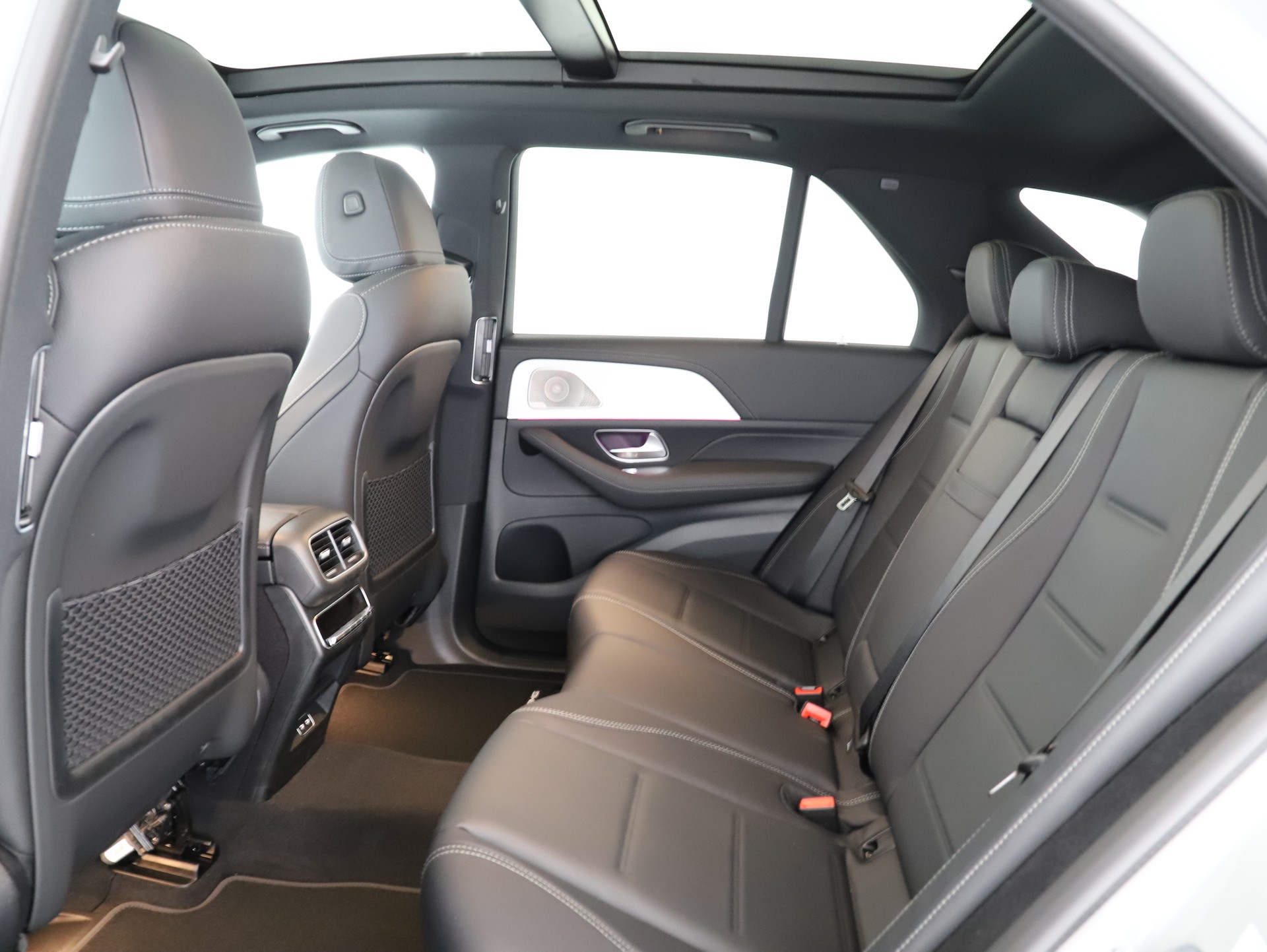 MERCEDES-BENZ GLE 300 d 4Matic-image-10