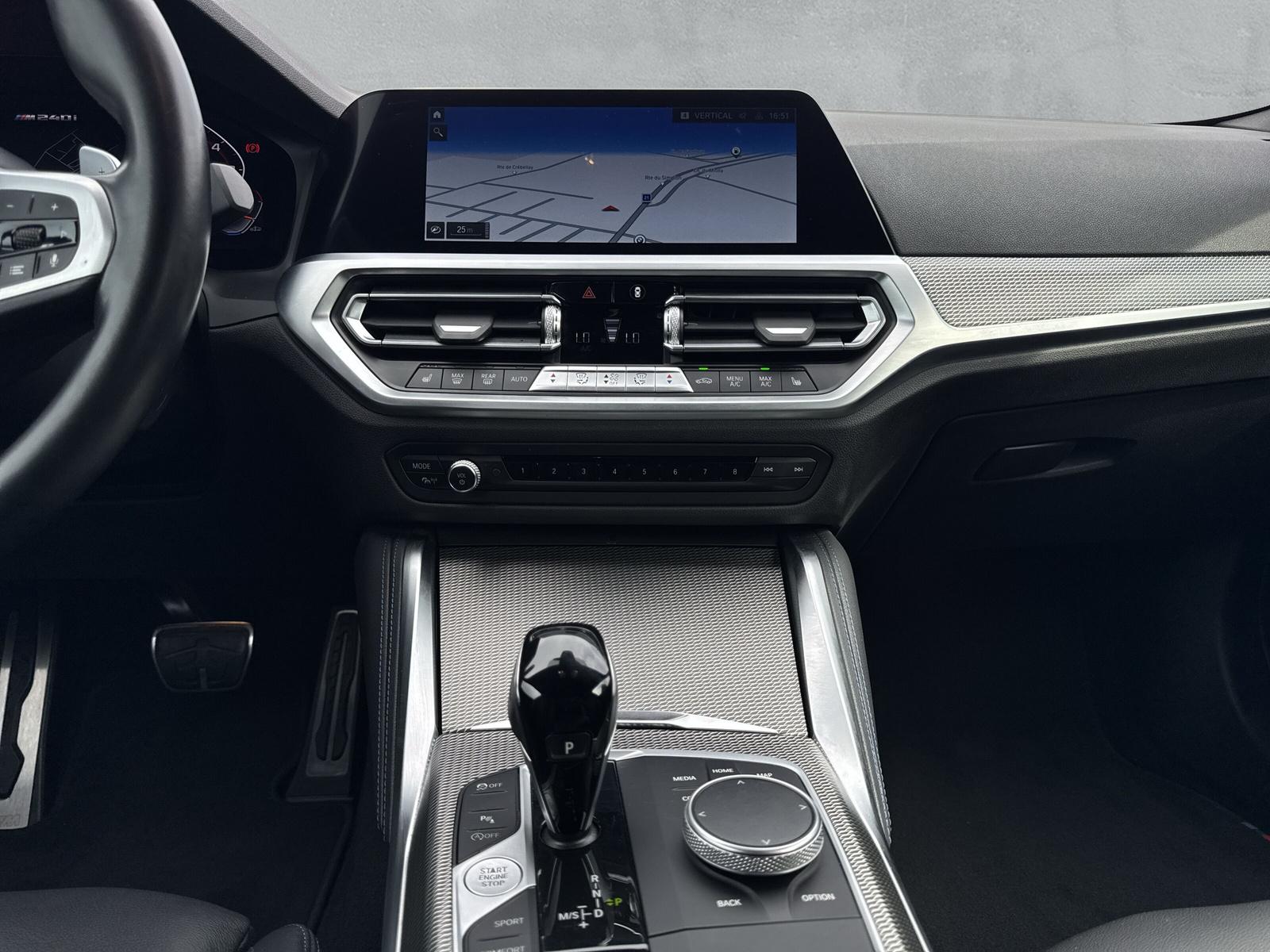 BMW M240i xDrive Coupé (CH)-image-17