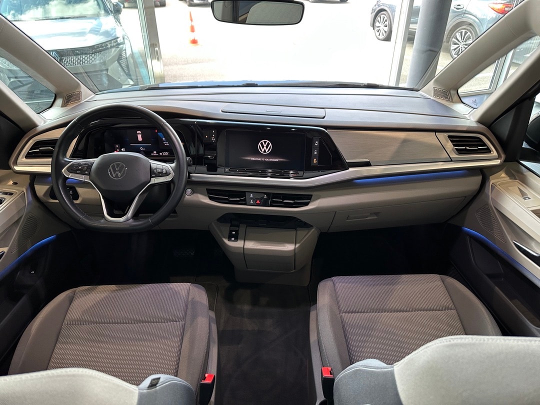 VW Multivan 2.0 TSI Life Edition DSG-image-11
