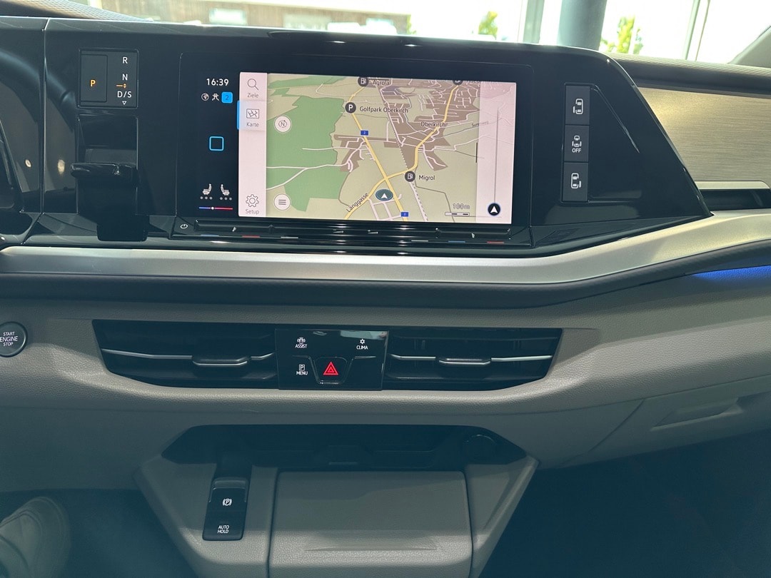 VW Multivan 2.0 TSI Life Edition DSG-image-16