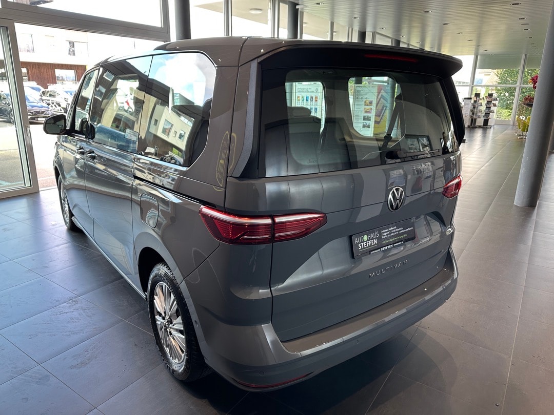 VW Multivan 2.0 TSI Life Edition DSG-image-3