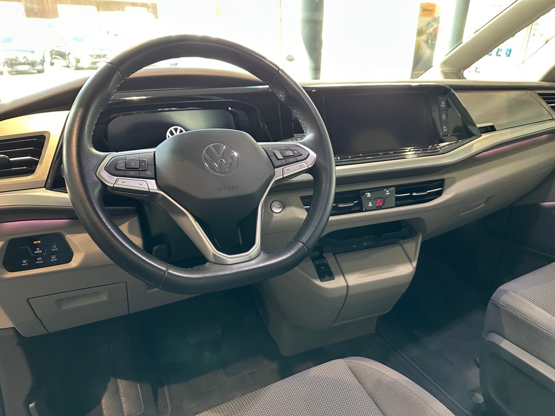 VW Multivan 2.0 TSI Life Edition DSG-image-15