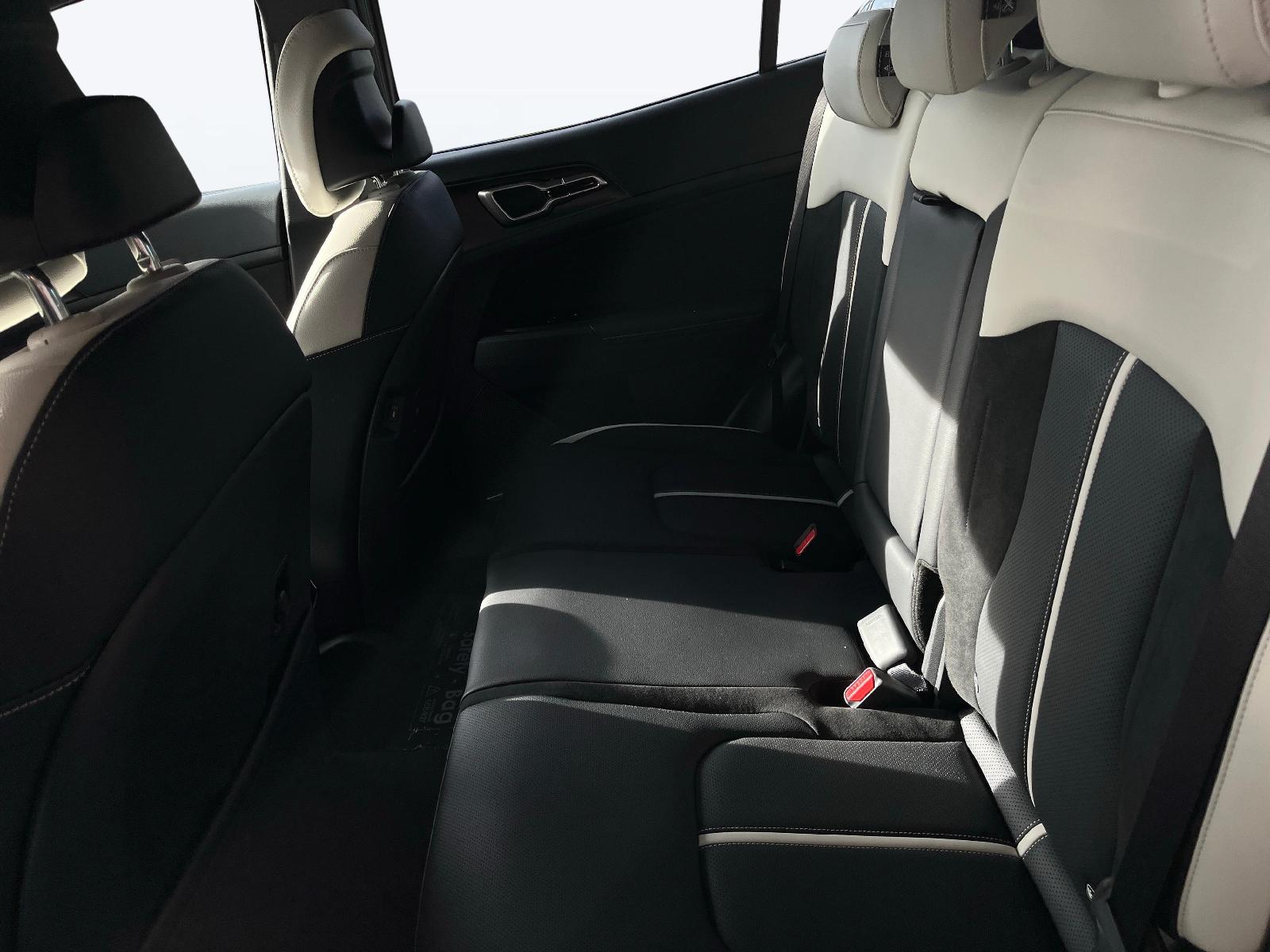 KIA Sportage 1.6 T-GDi Hybrid GT-Line-image-9