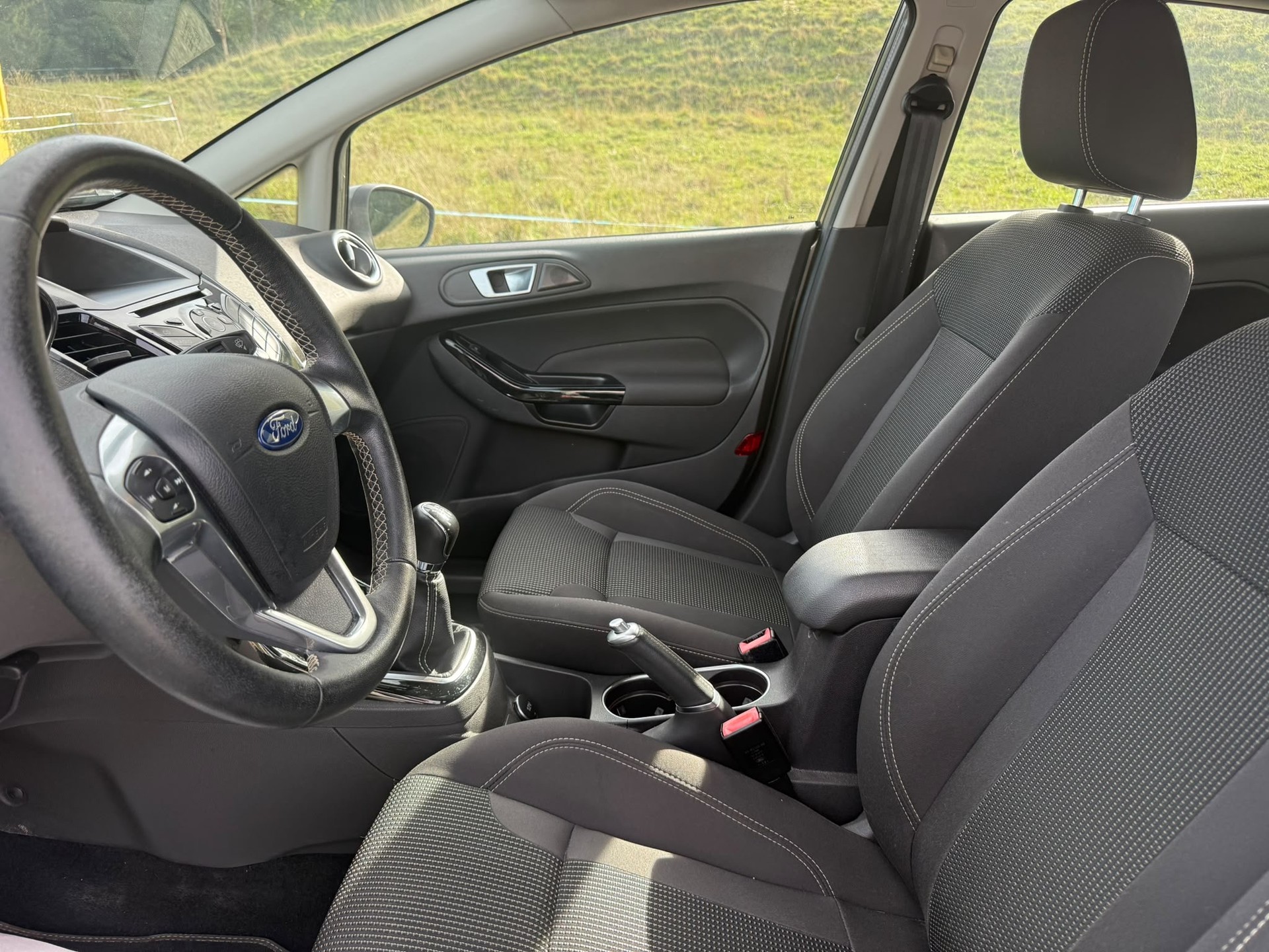 FORD Fiesta 1.0 SCTi Trend-image-10