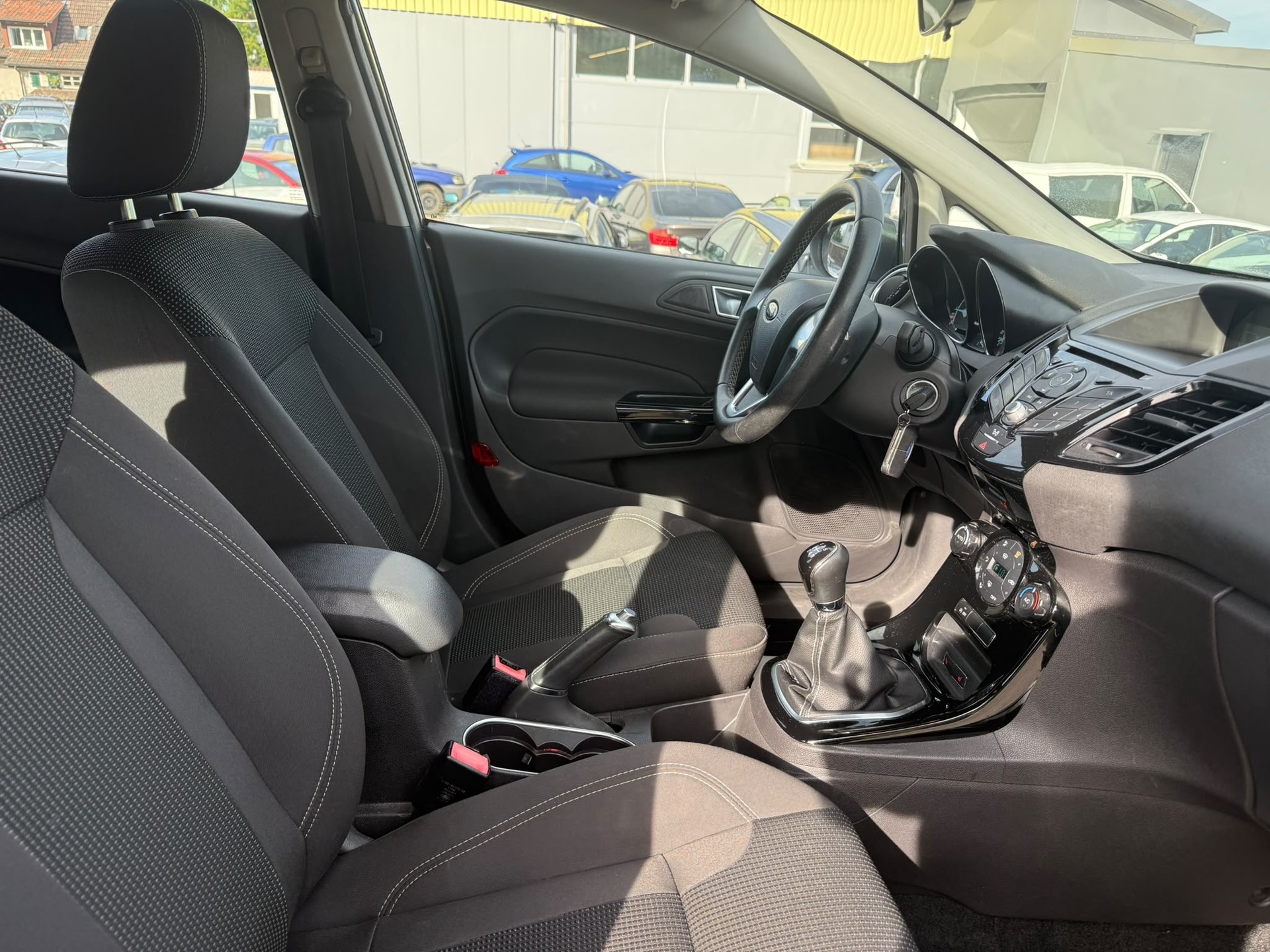 FORD Fiesta 1.0 SCTi Trend-image-11