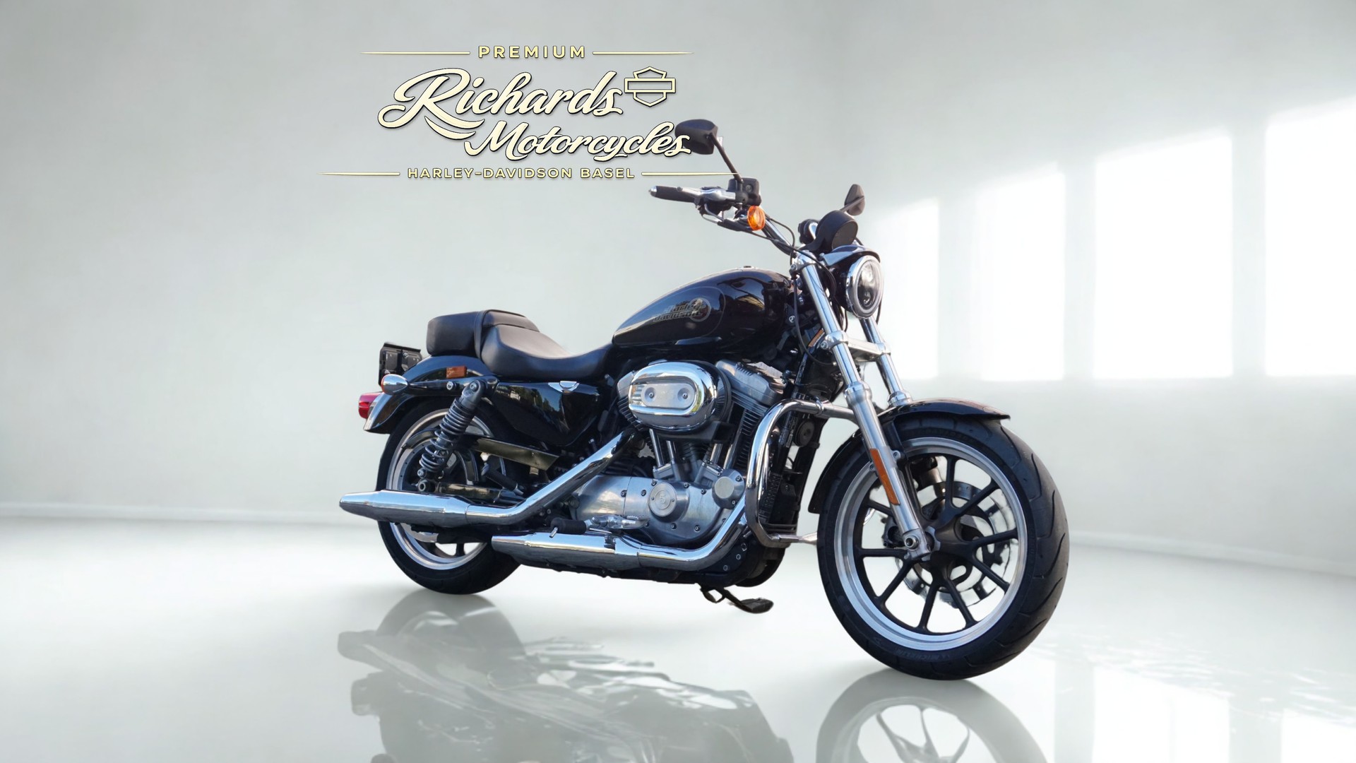HARLEY-DAVIDSON XL 883 L Sportster Super Low ABS-showroom-element-1